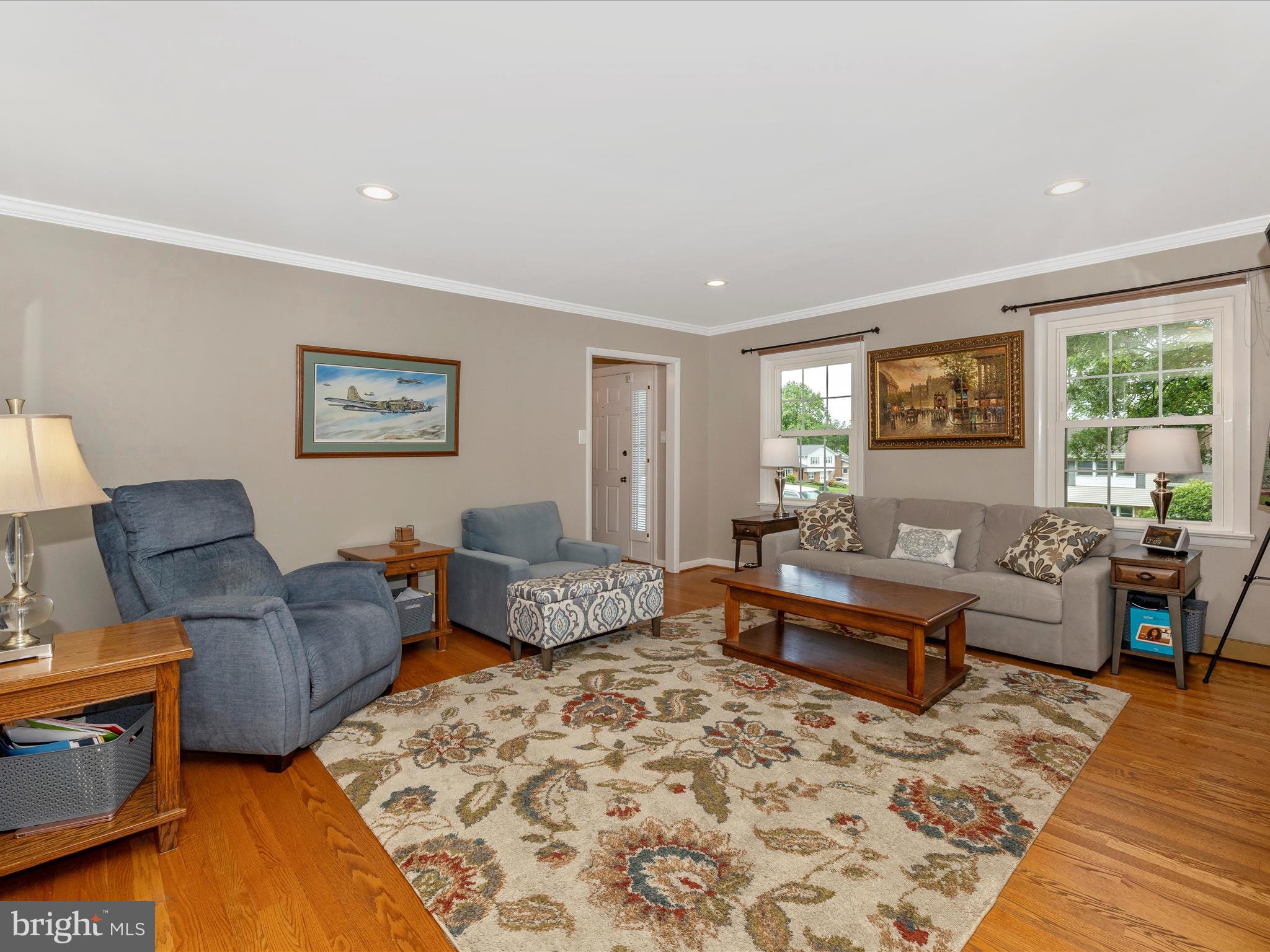 213 LINDEN BOULEVARD