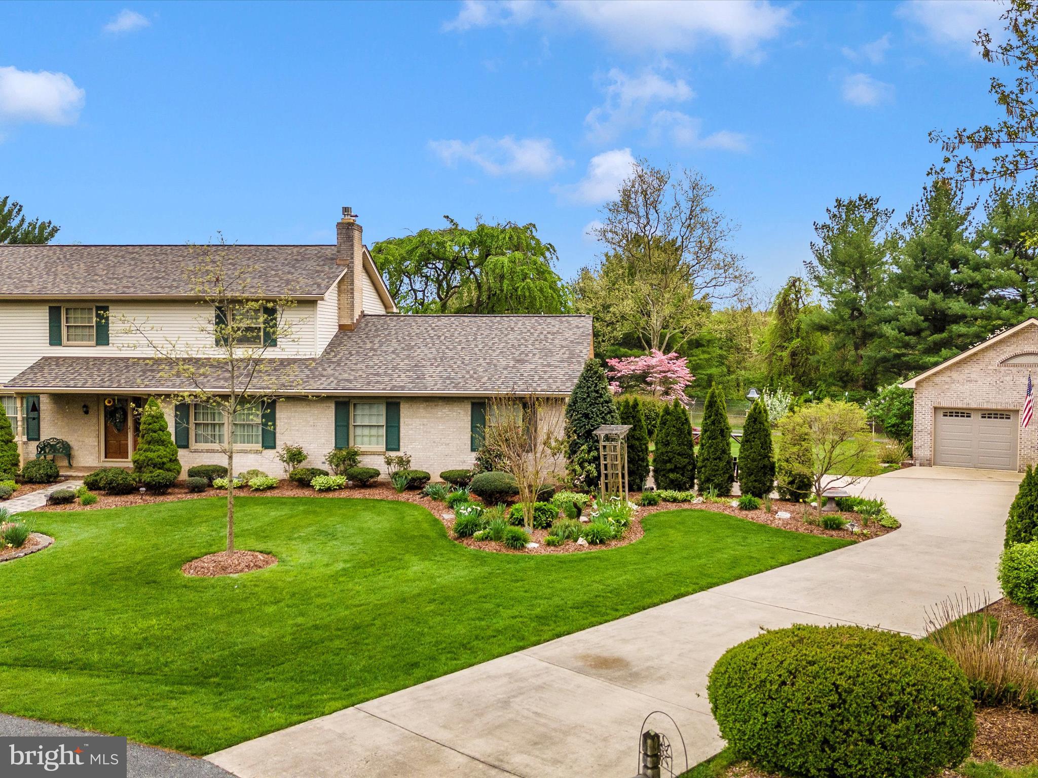 7901 RUNNYMEADE DRIVE