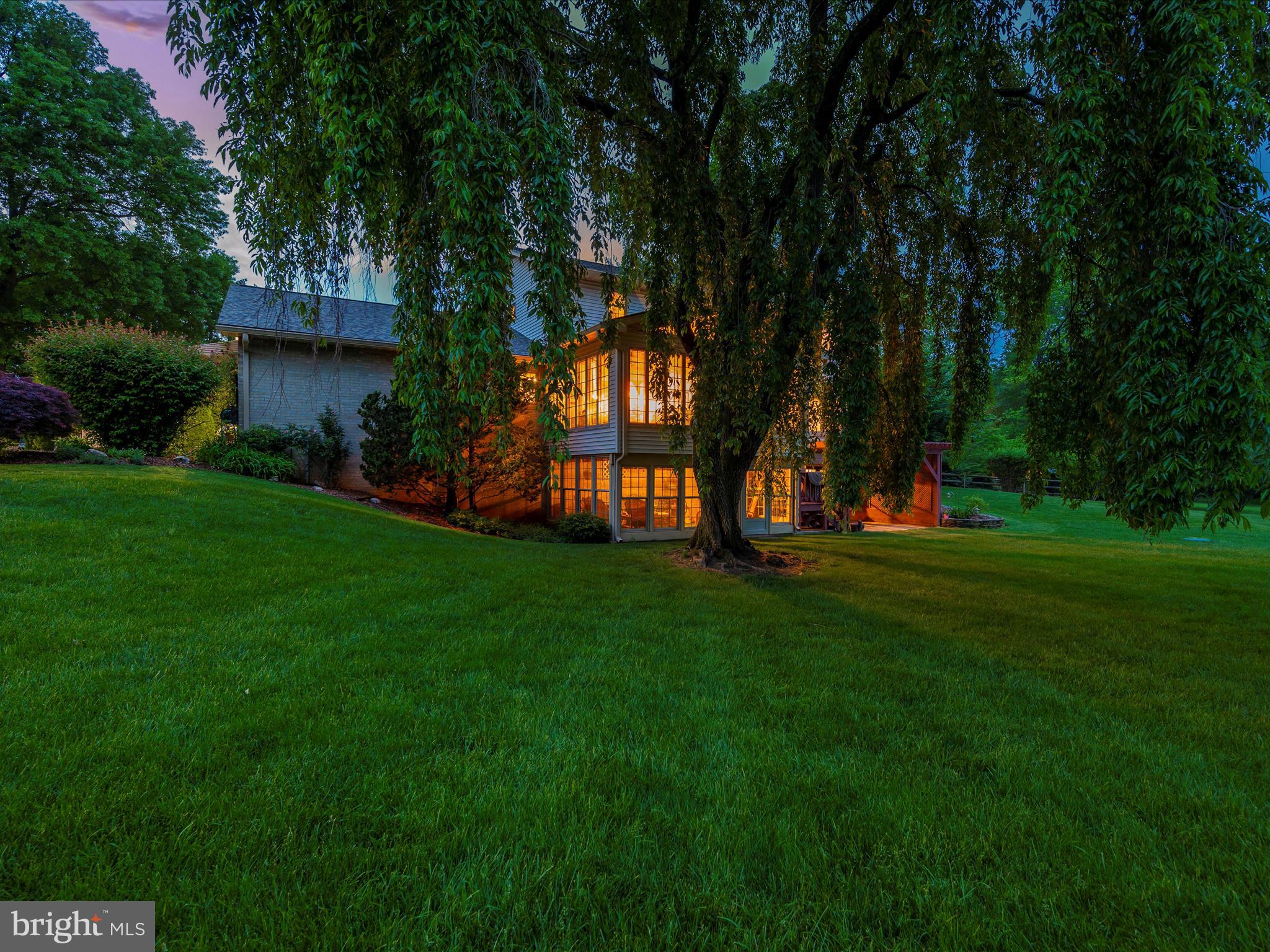 7901 RUNNYMEADE DRIVE