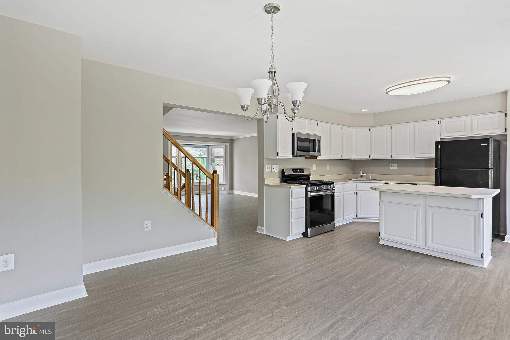 5256 BAMBURG COURT