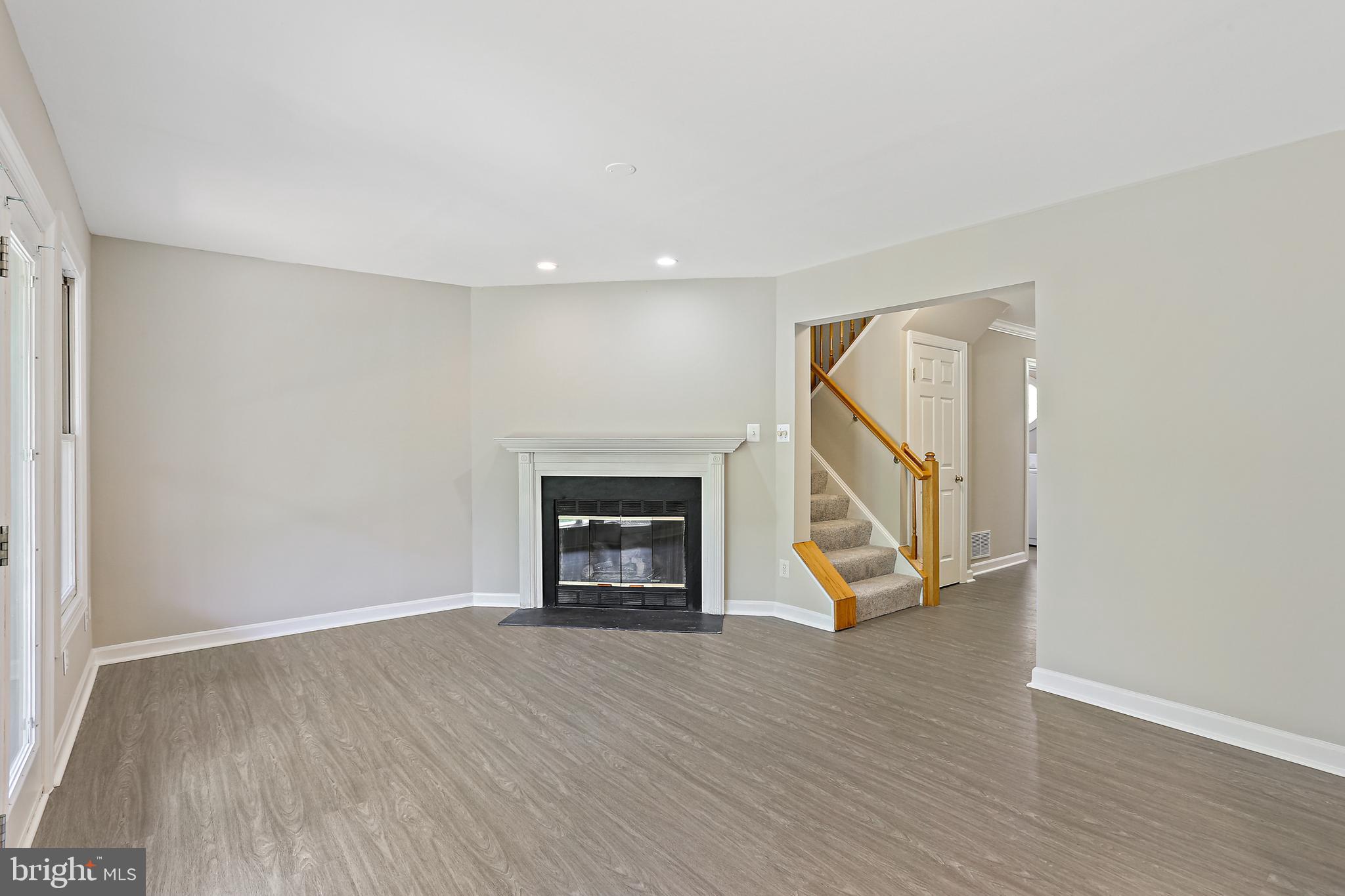 5256 BAMBURG COURT