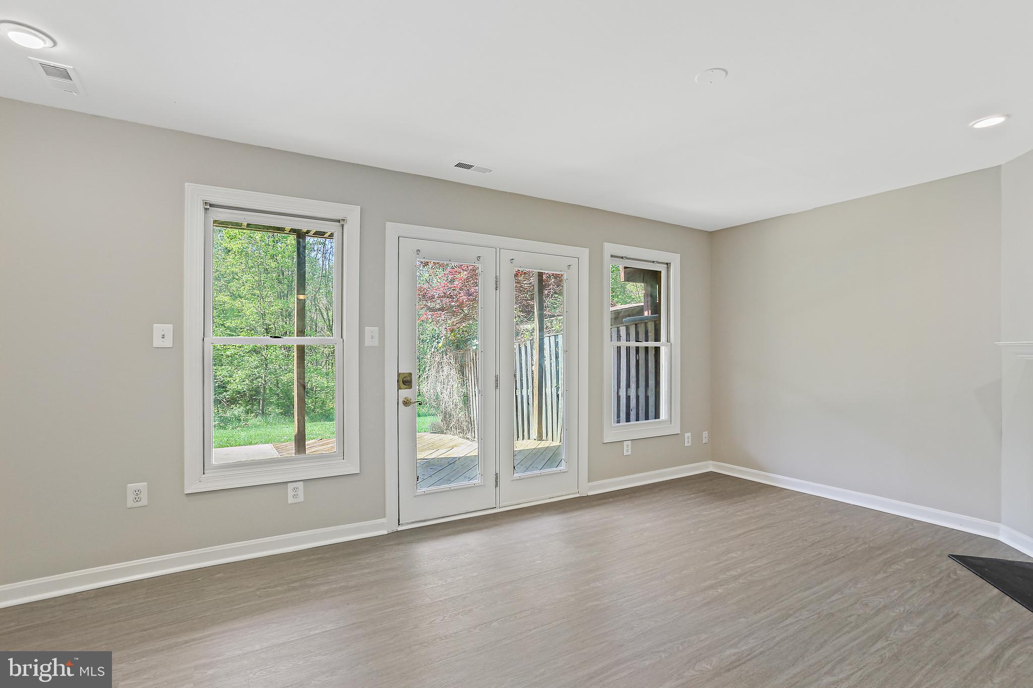 5256 BAMBURG COURT