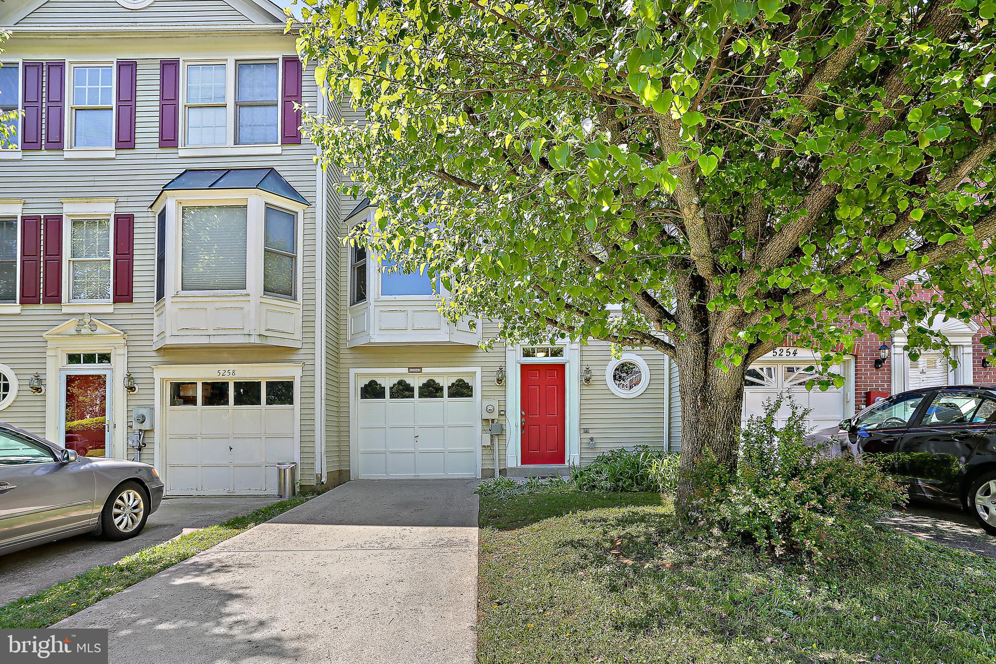 5256 BAMBURG COURT