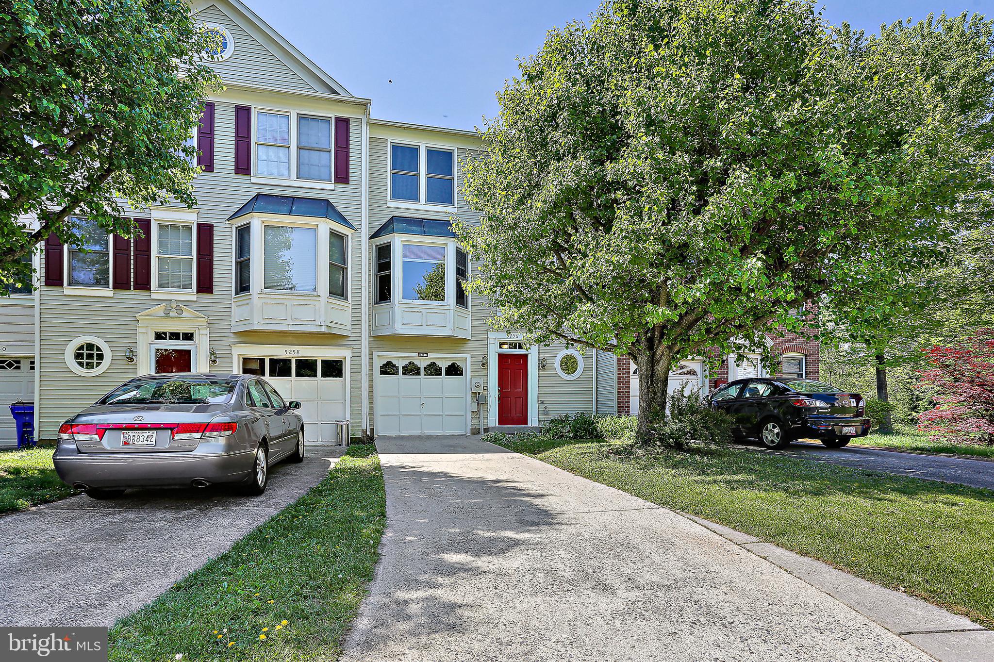 5256 BAMBURG COURT