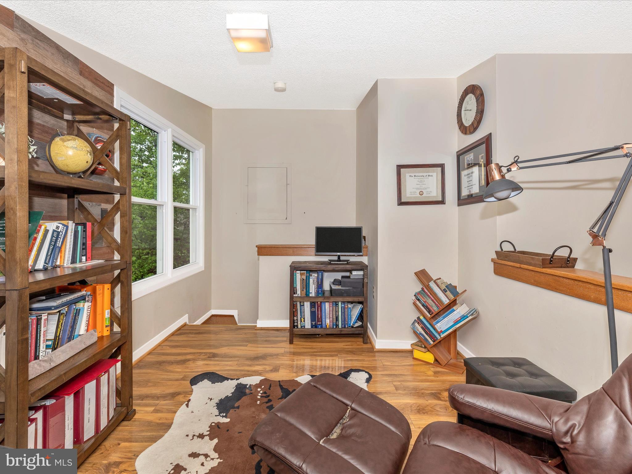 5740 WINDSONG COURT