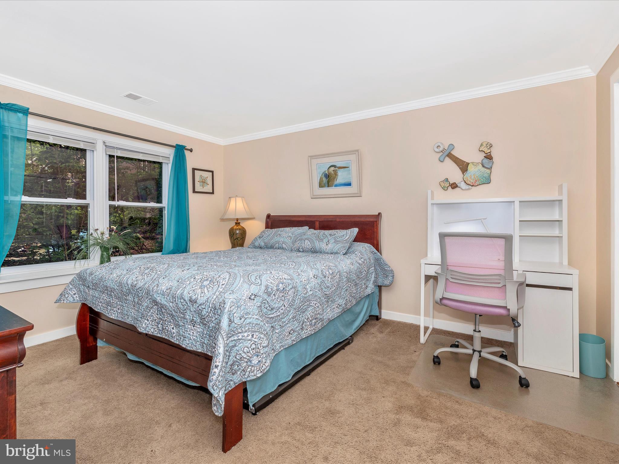 5740 WINDSONG COURT