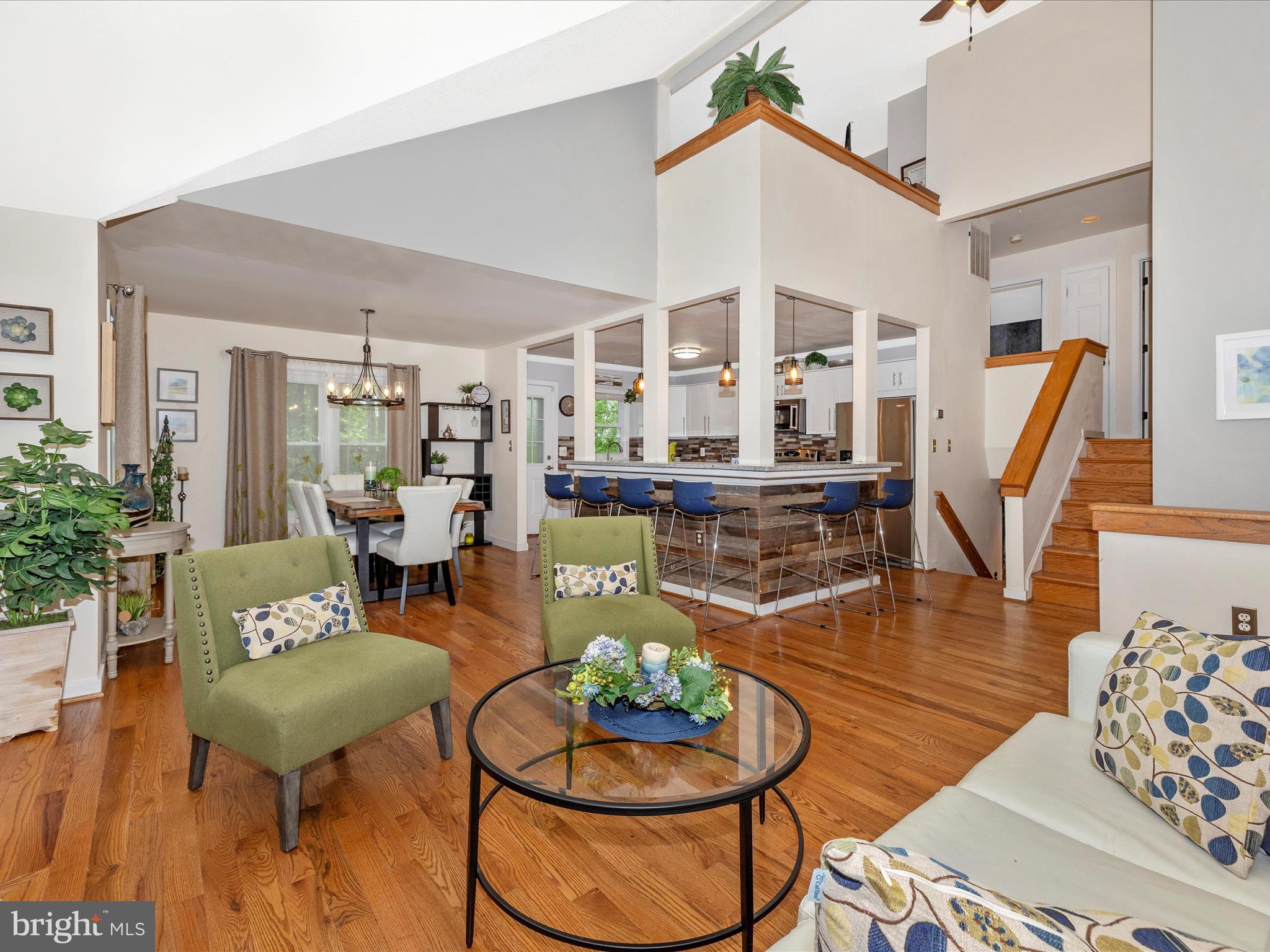 5740 WINDSONG COURT