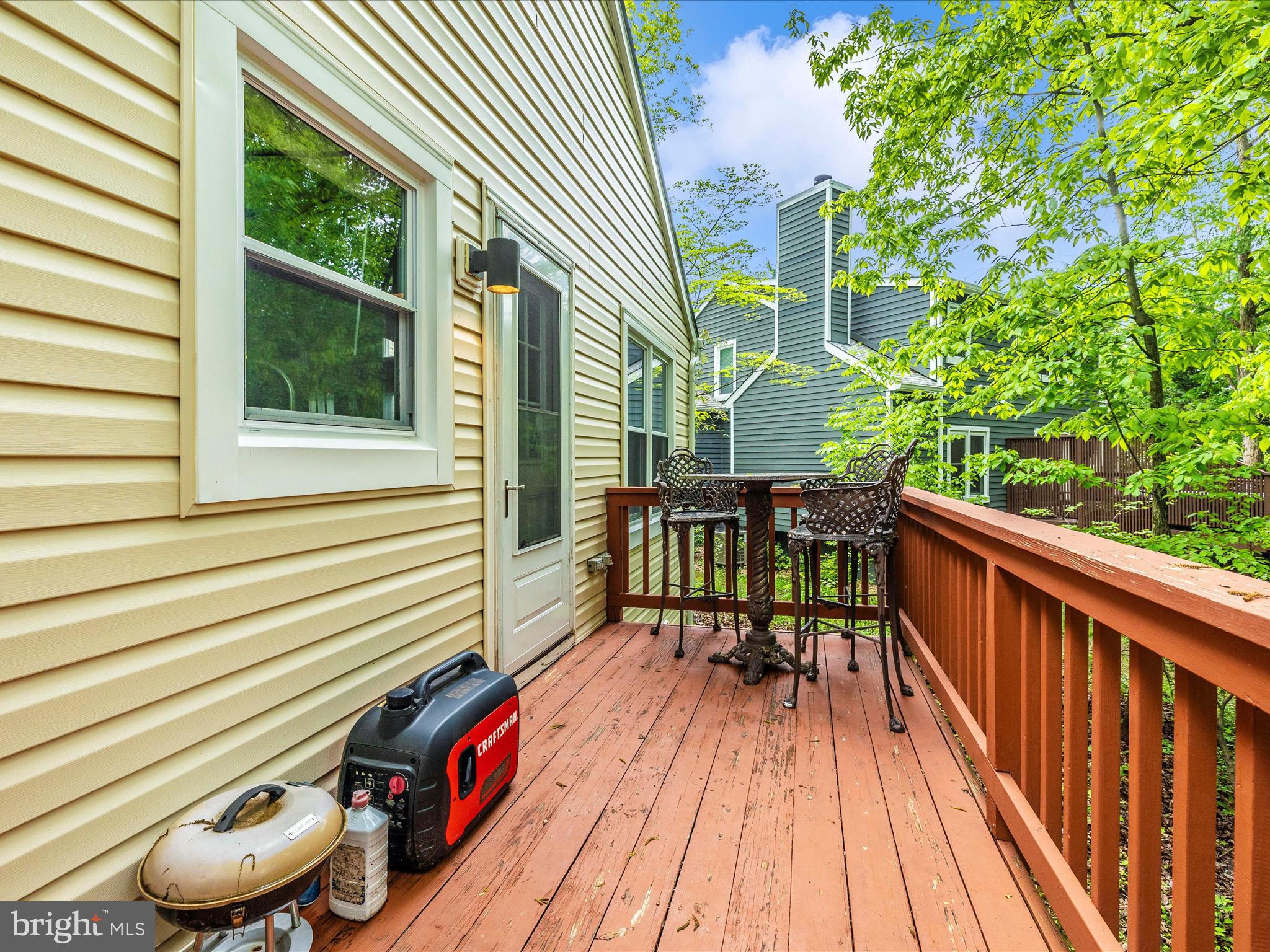 5740 WINDSONG COURT