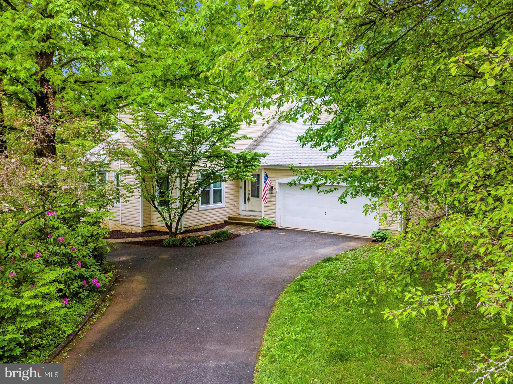 5740 WINDSONG COURT