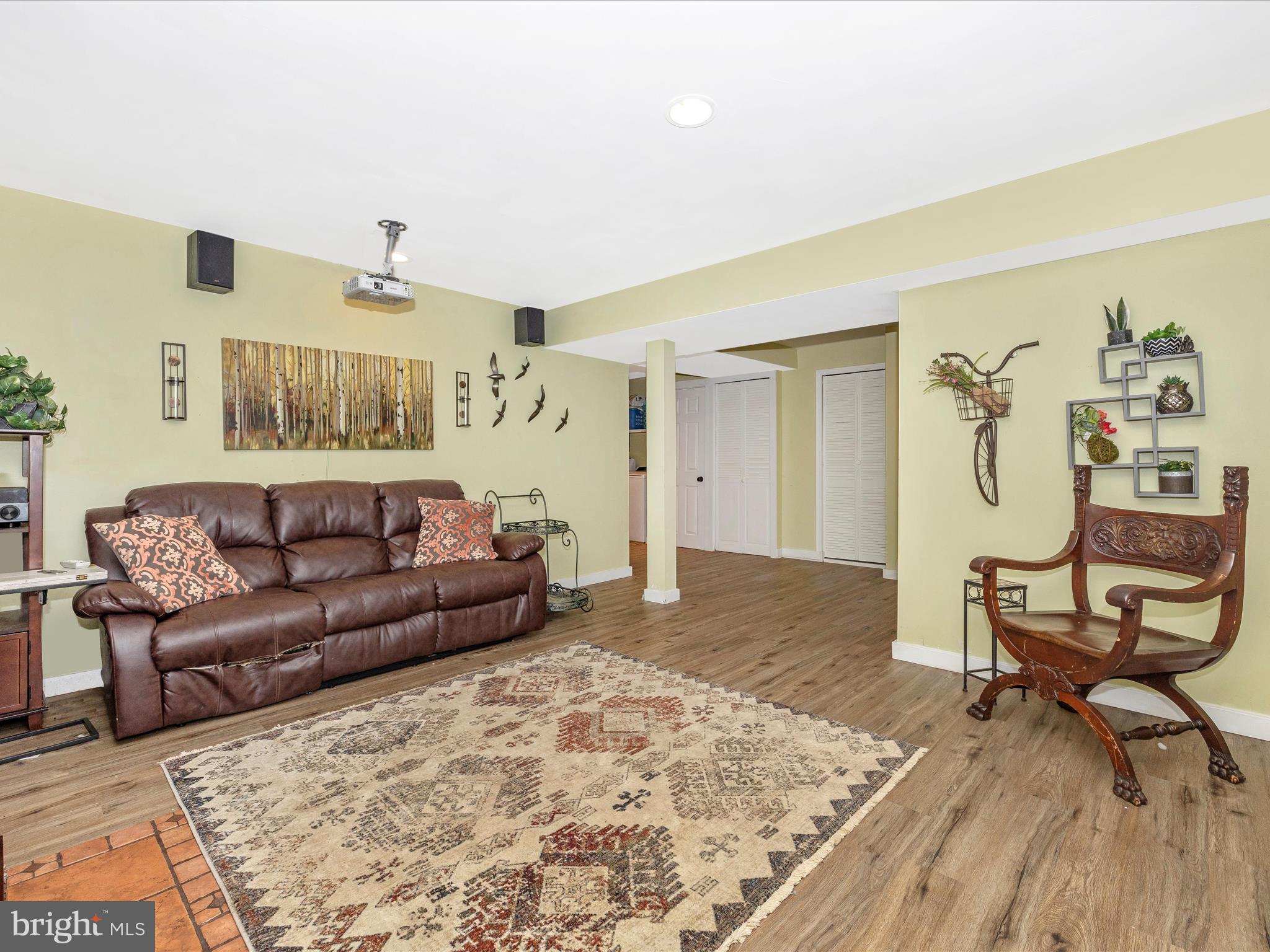 5740 WINDSONG COURT