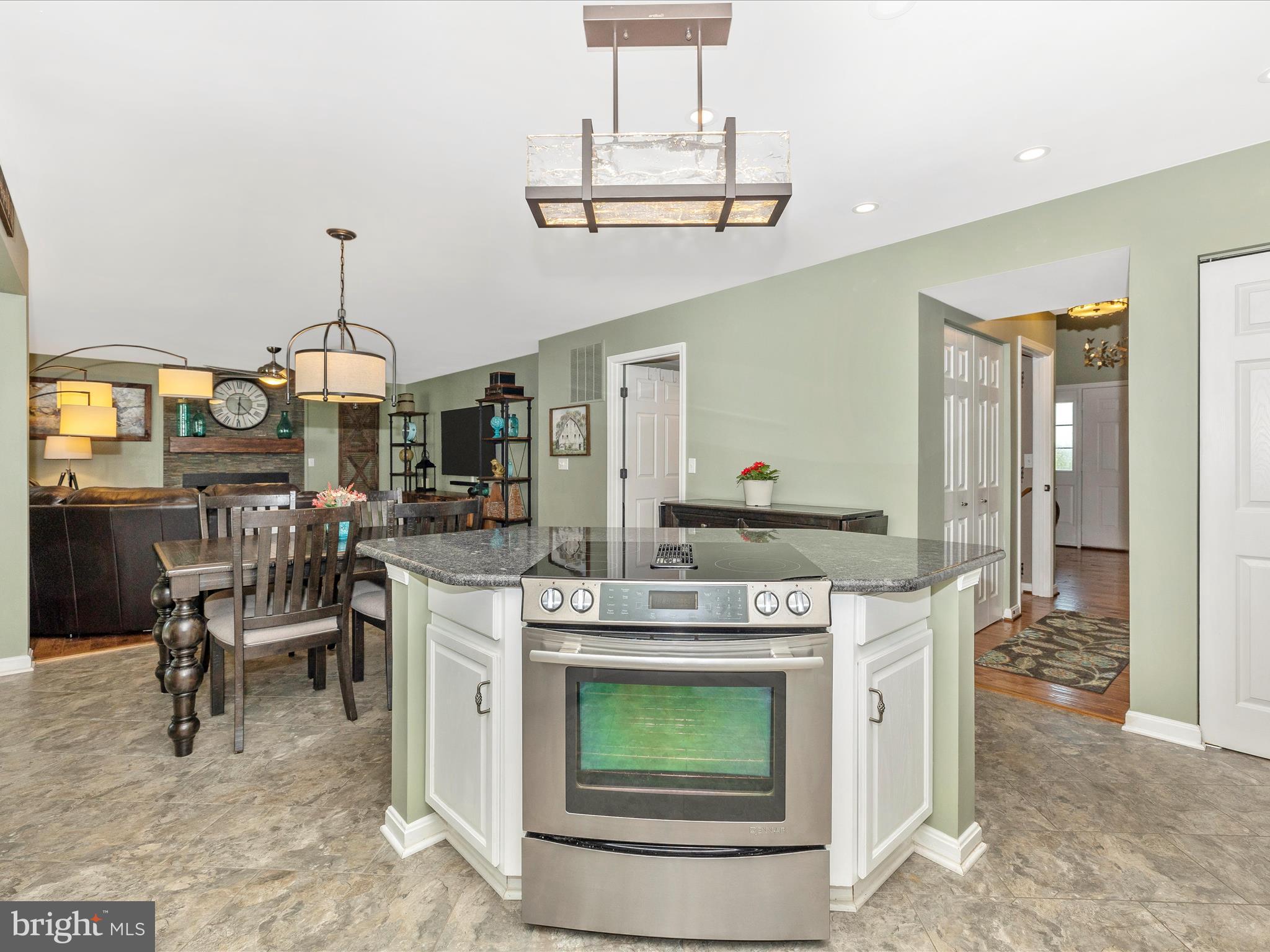 3410 TUDOR DRIVE