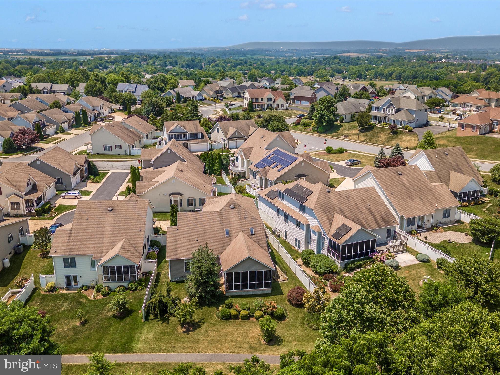 6 LAMAR LANE