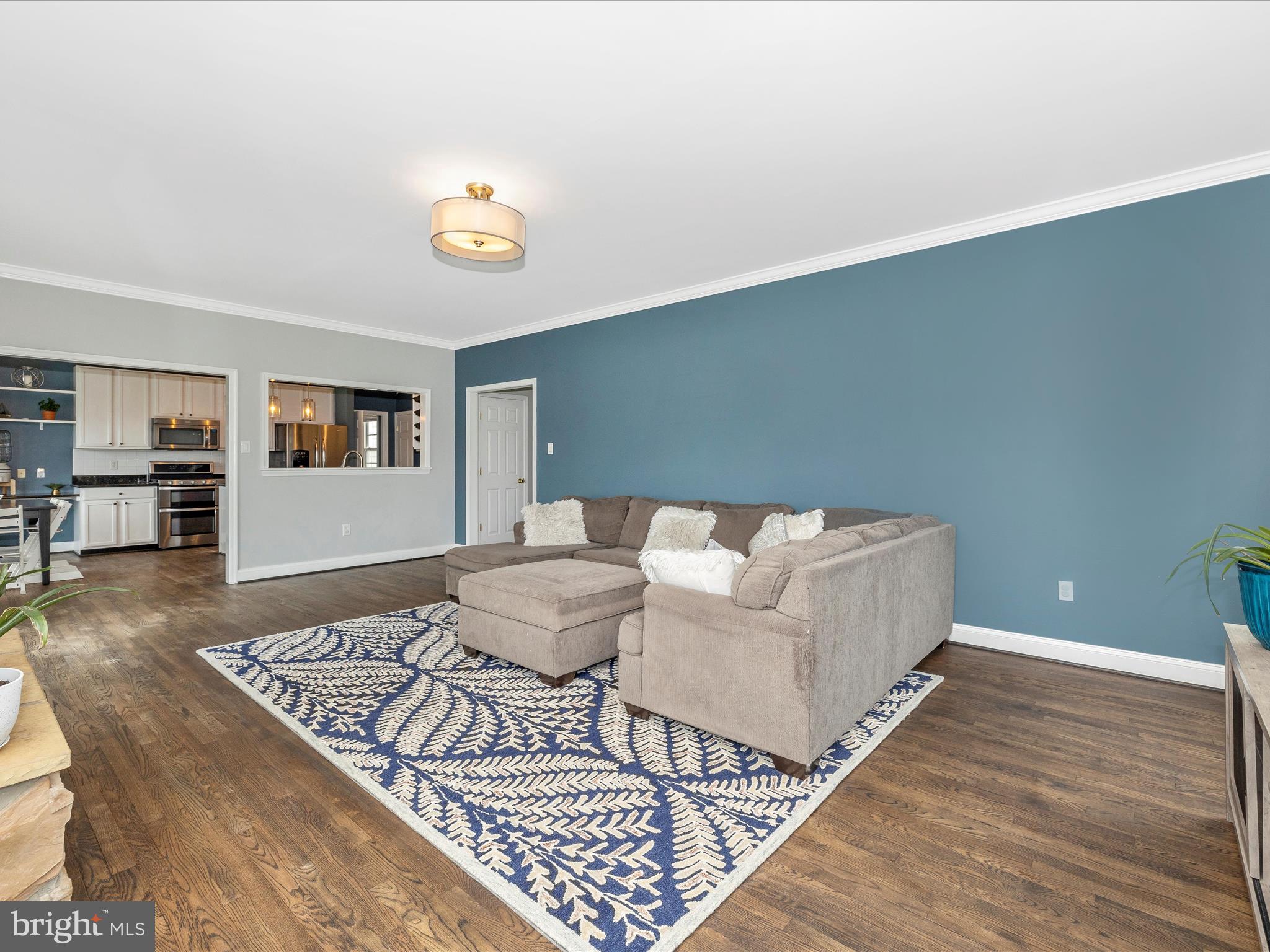 3320 SUEMAC COURT