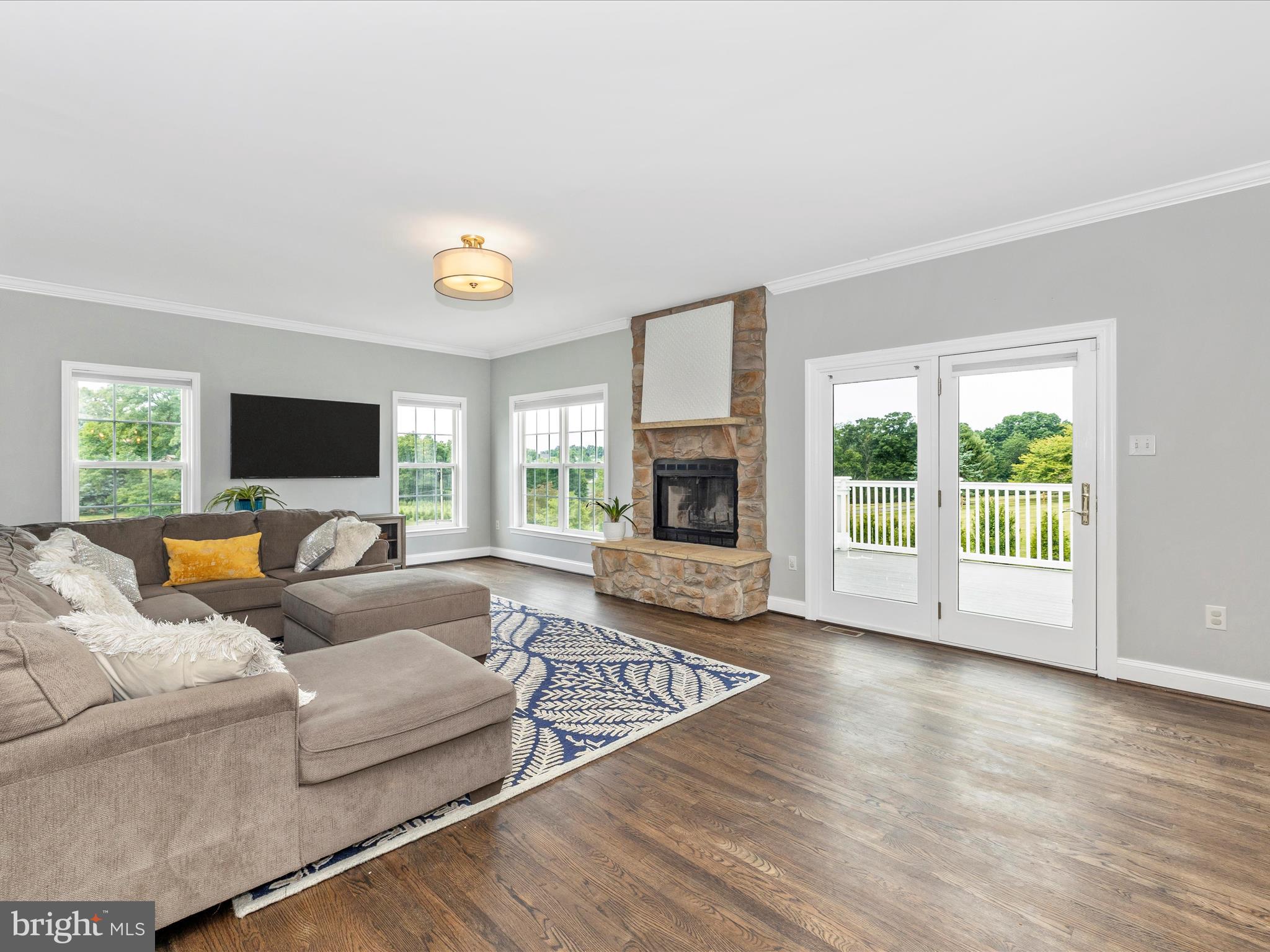 3320 SUEMAC COURT