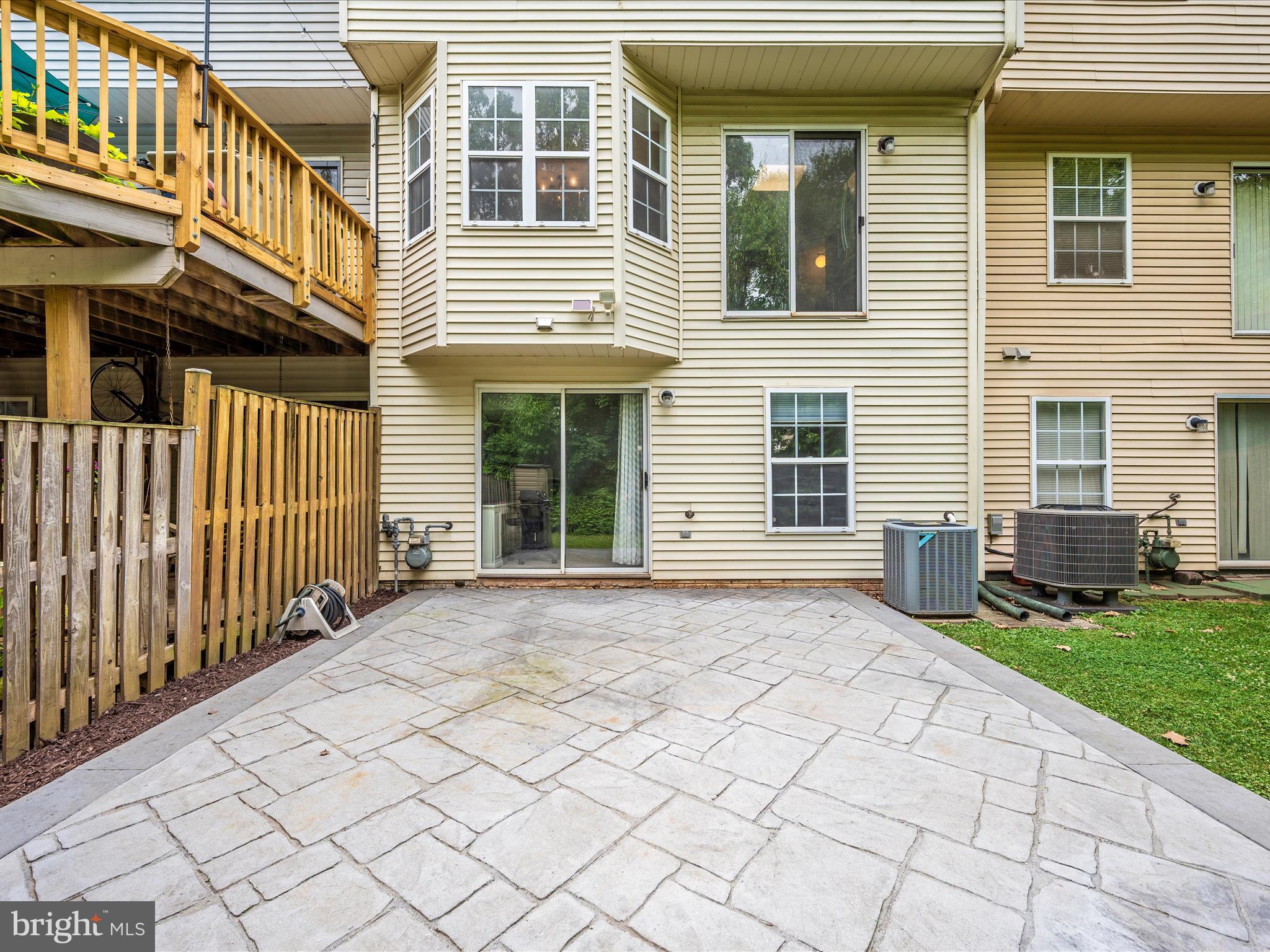 5629 ROCKLEDGE COURT