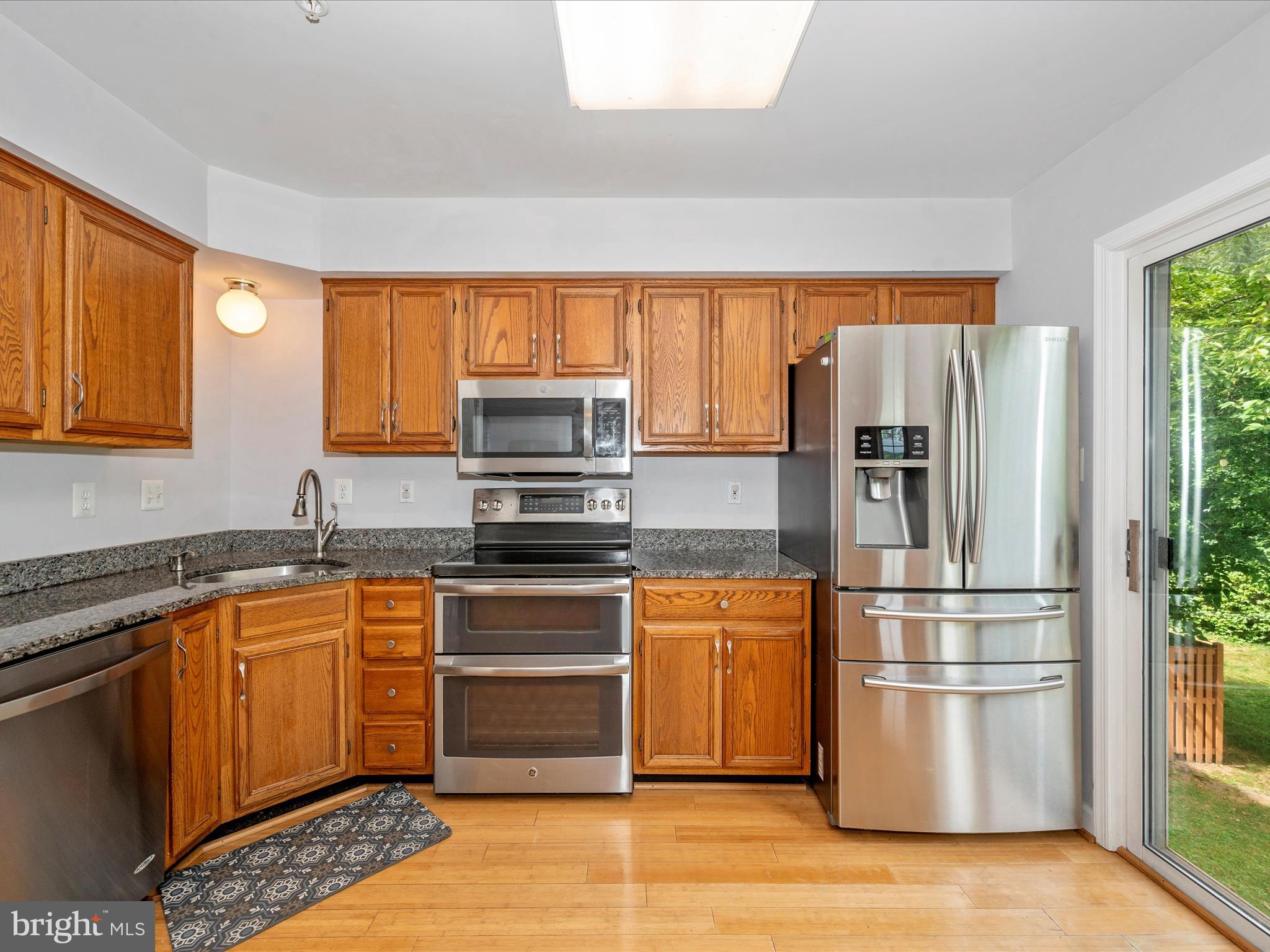5629 ROCKLEDGE COURT