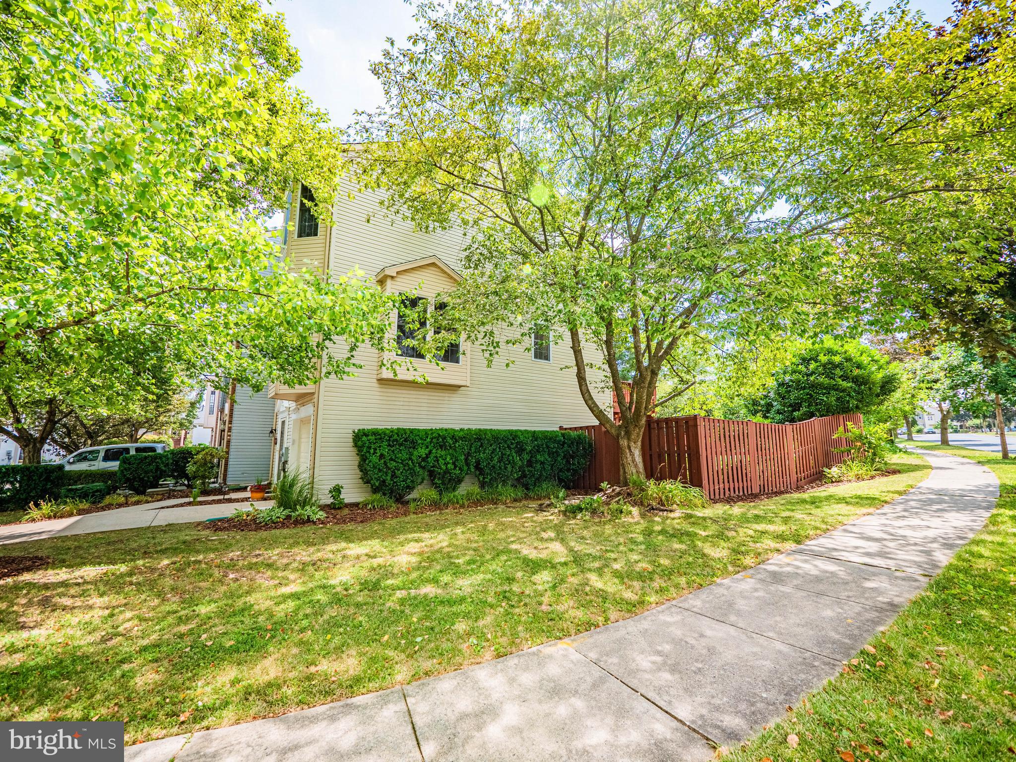 2000 MALVERN WAY