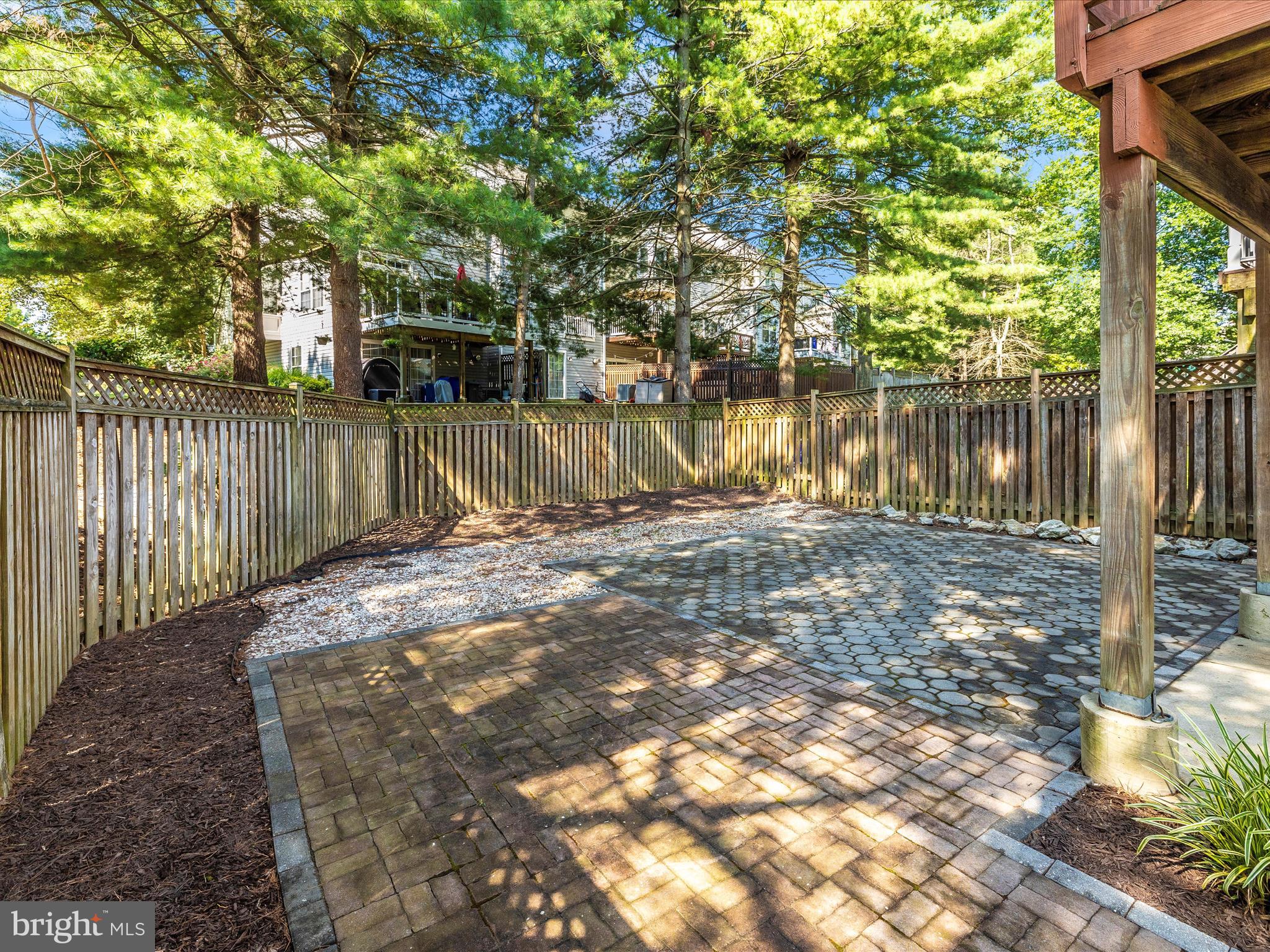 900 JUBAL WAY