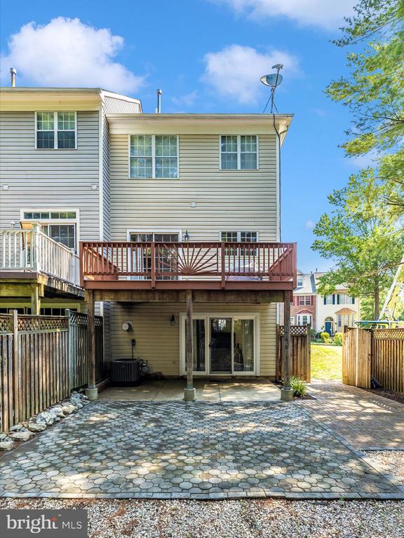 900 JUBAL WAY