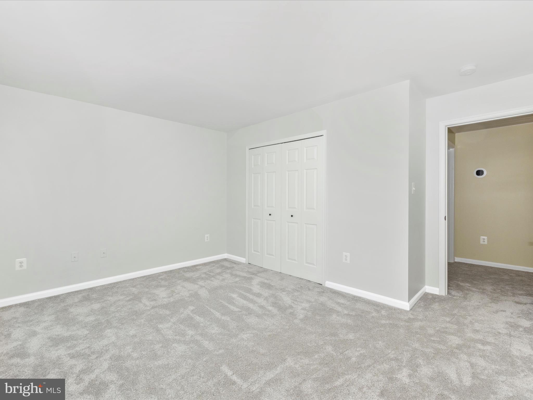 5 N POINTE TERRACE