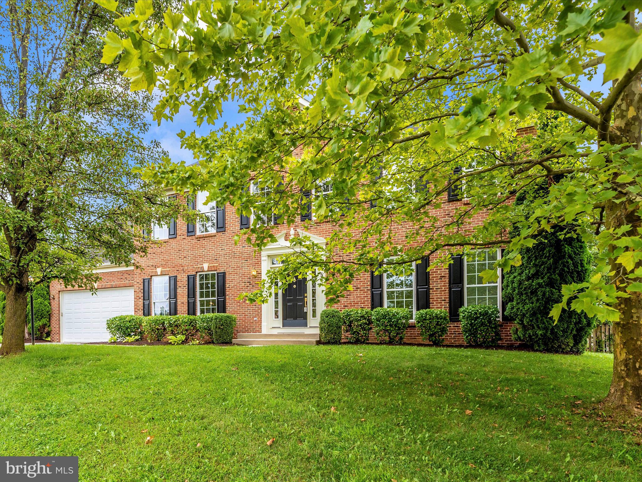 5 N POINTE TERRACE