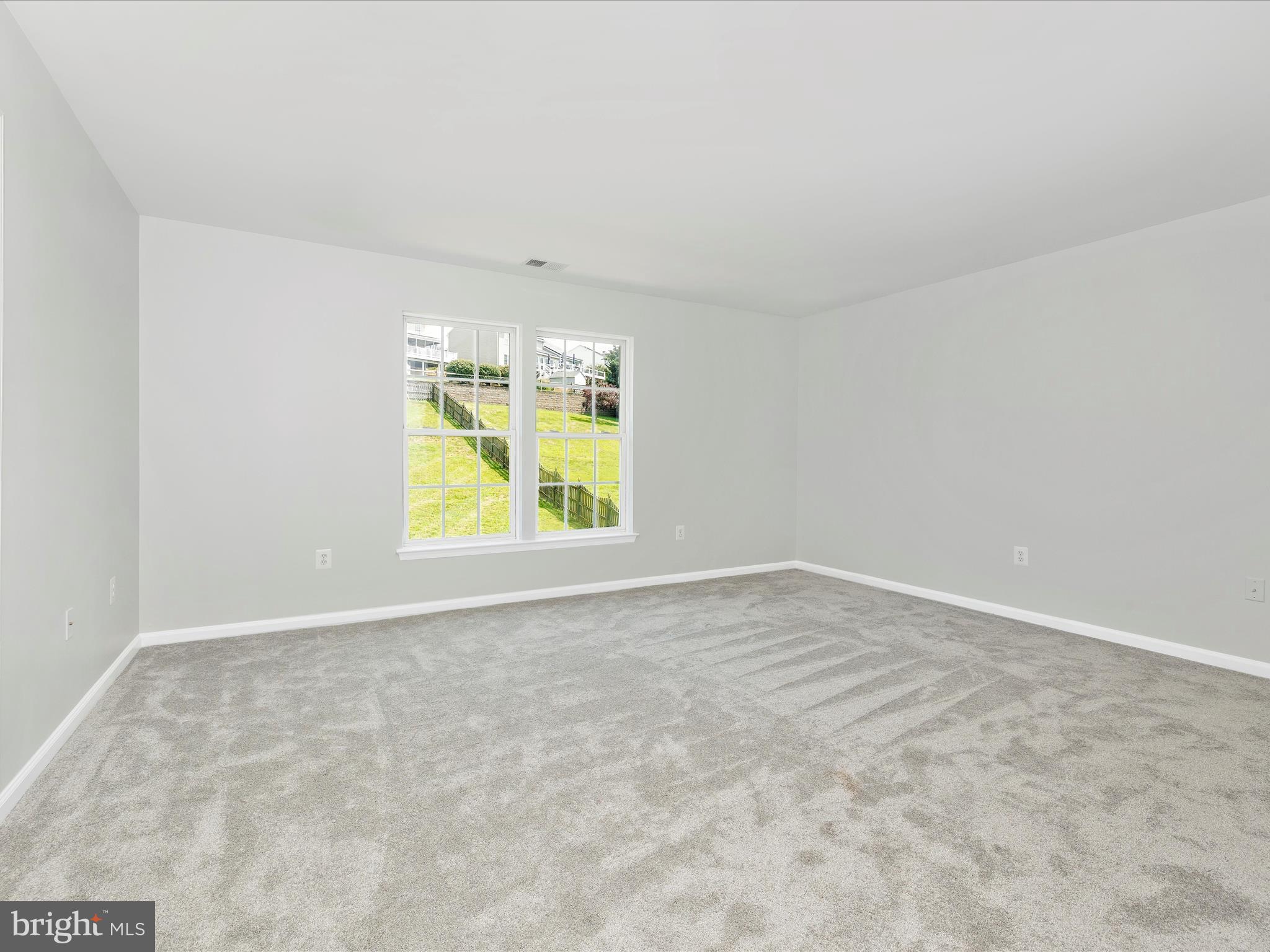 5 N POINTE TERRACE