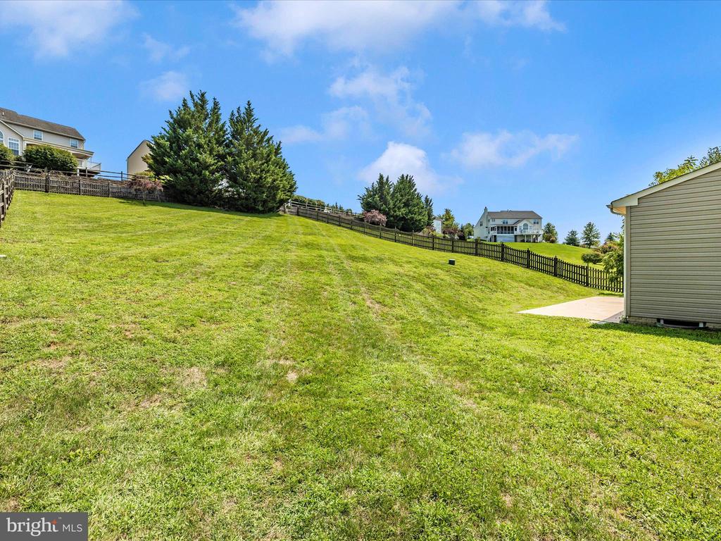 5 N POINTE TERRACE