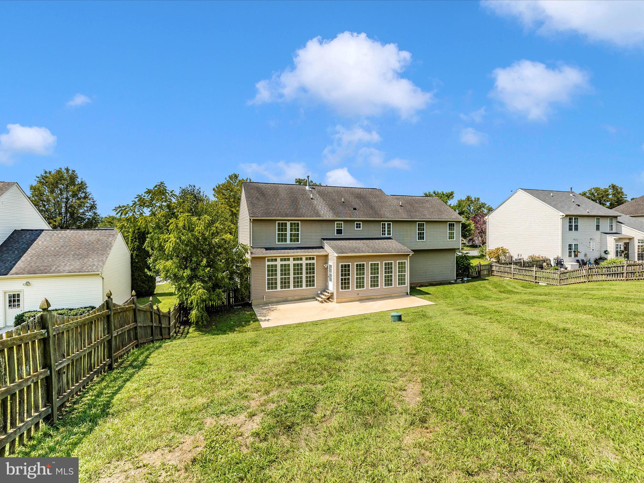 5 N POINTE TERRACE