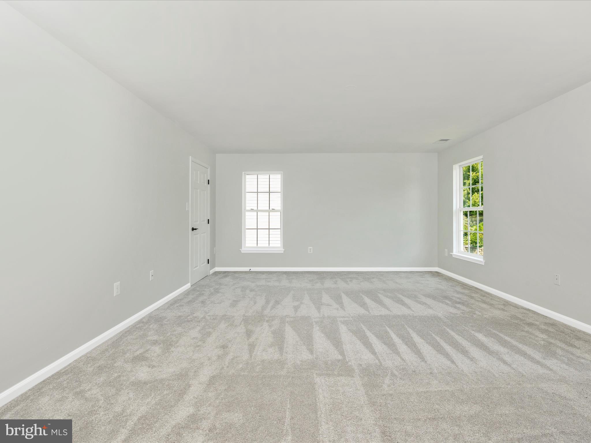 5 N POINTE TERRACE