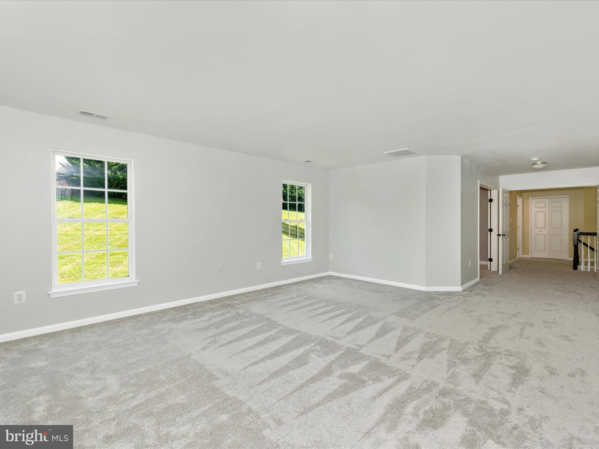 5 N POINTE TERRACE