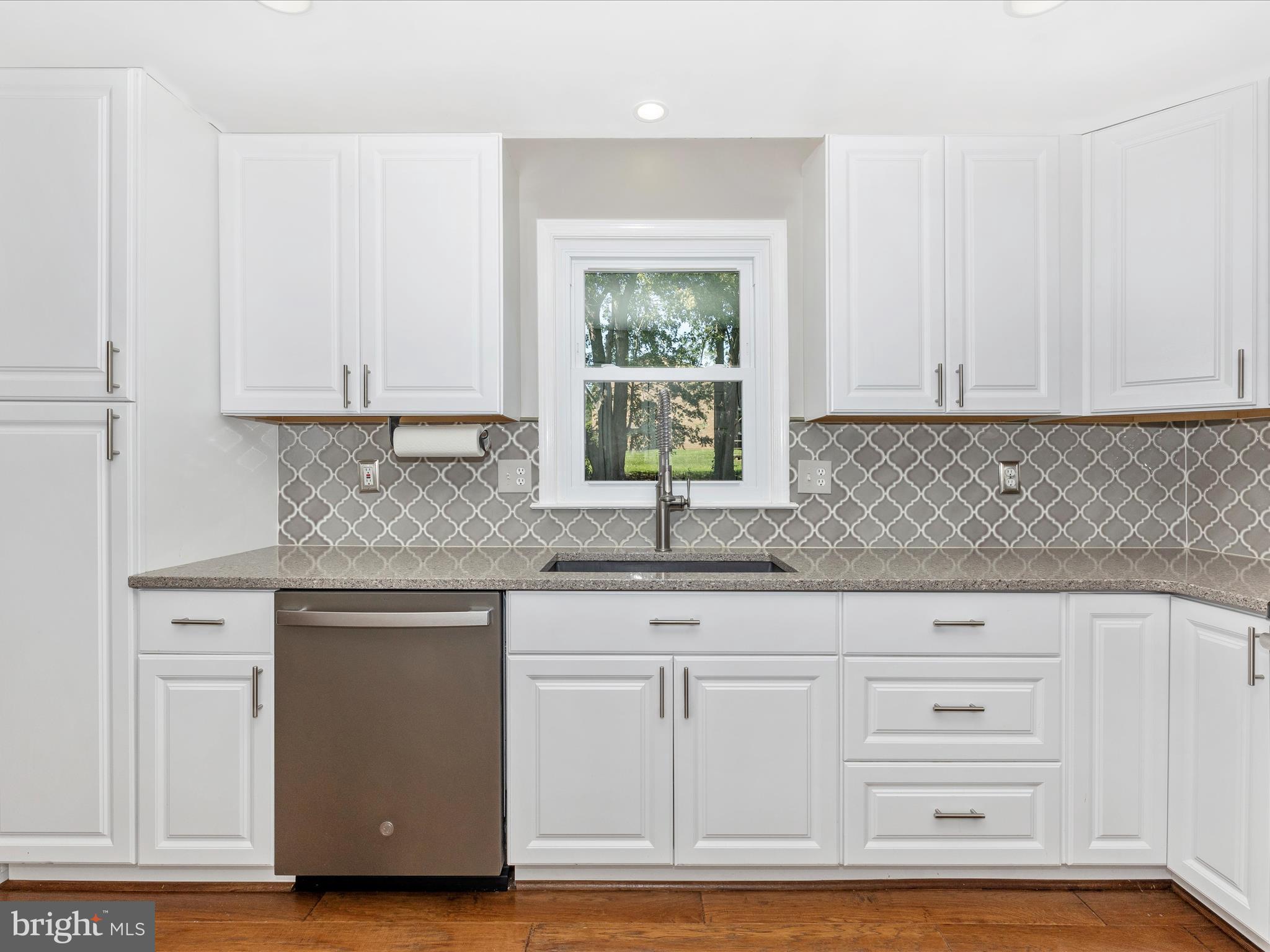 13 WALNUT POND COURT