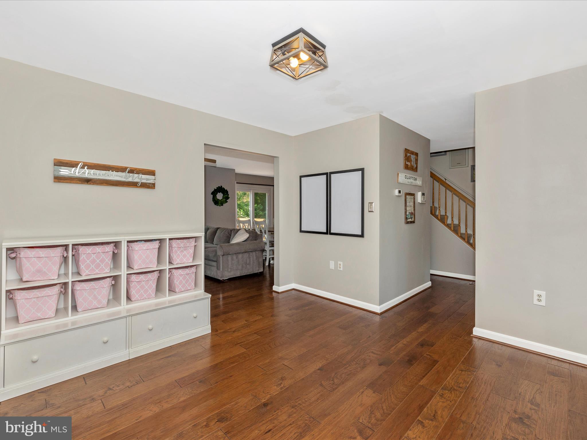 13 WALNUT POND COURT