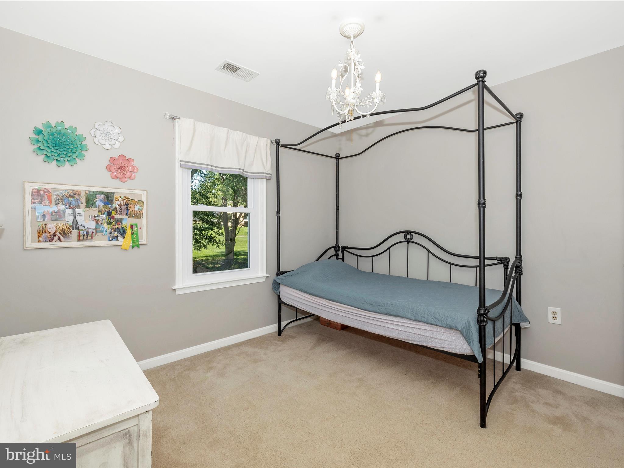 13 WALNUT POND COURT