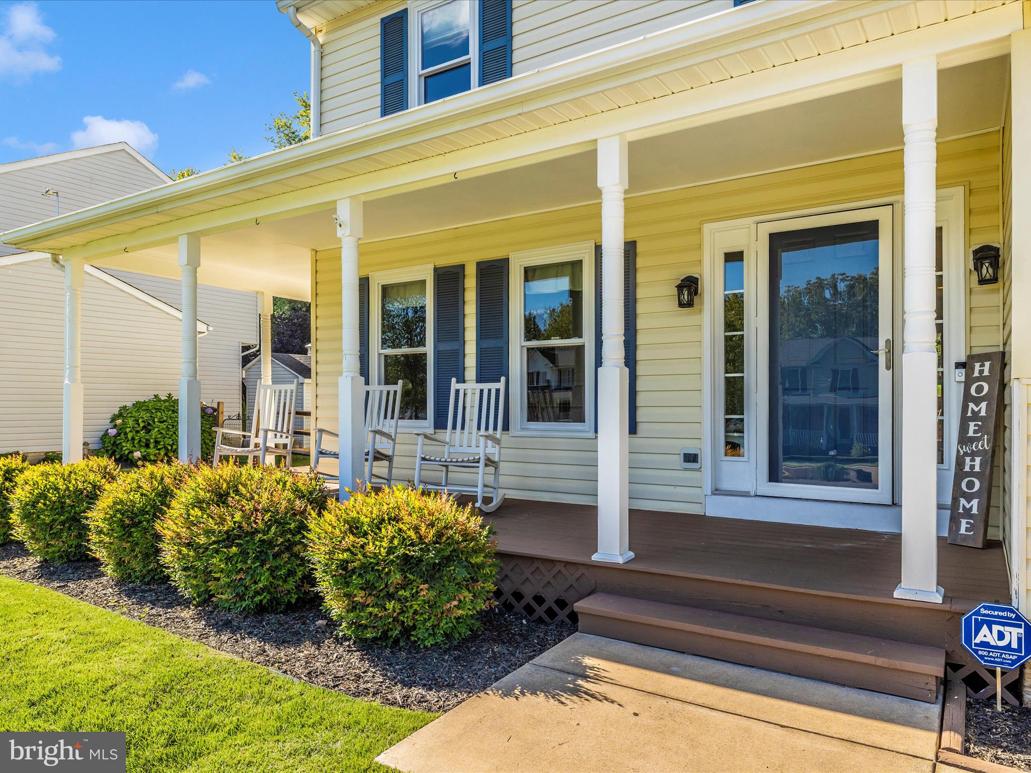 13 WALNUT POND COURT