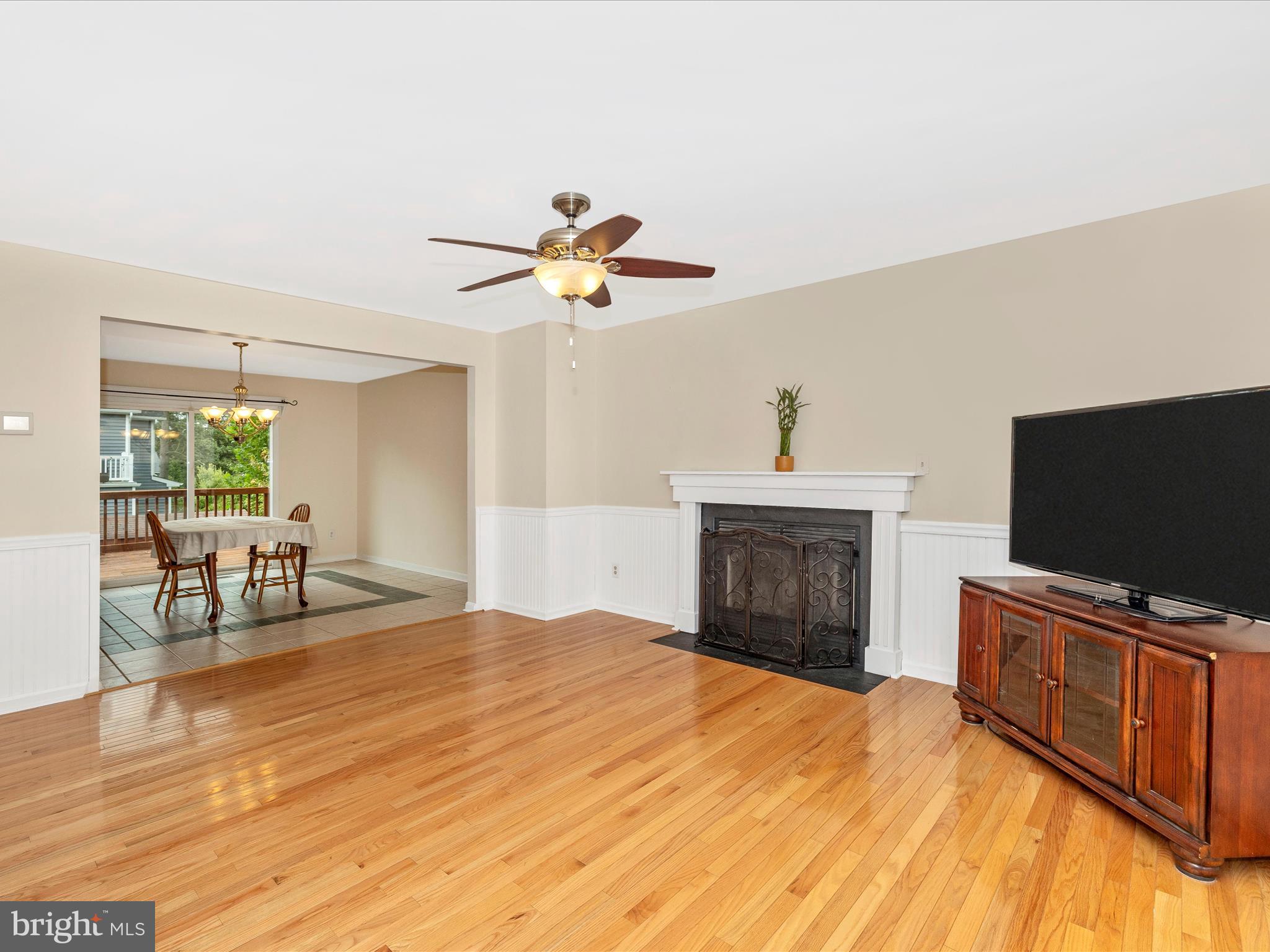10634 OLD BARN COURT