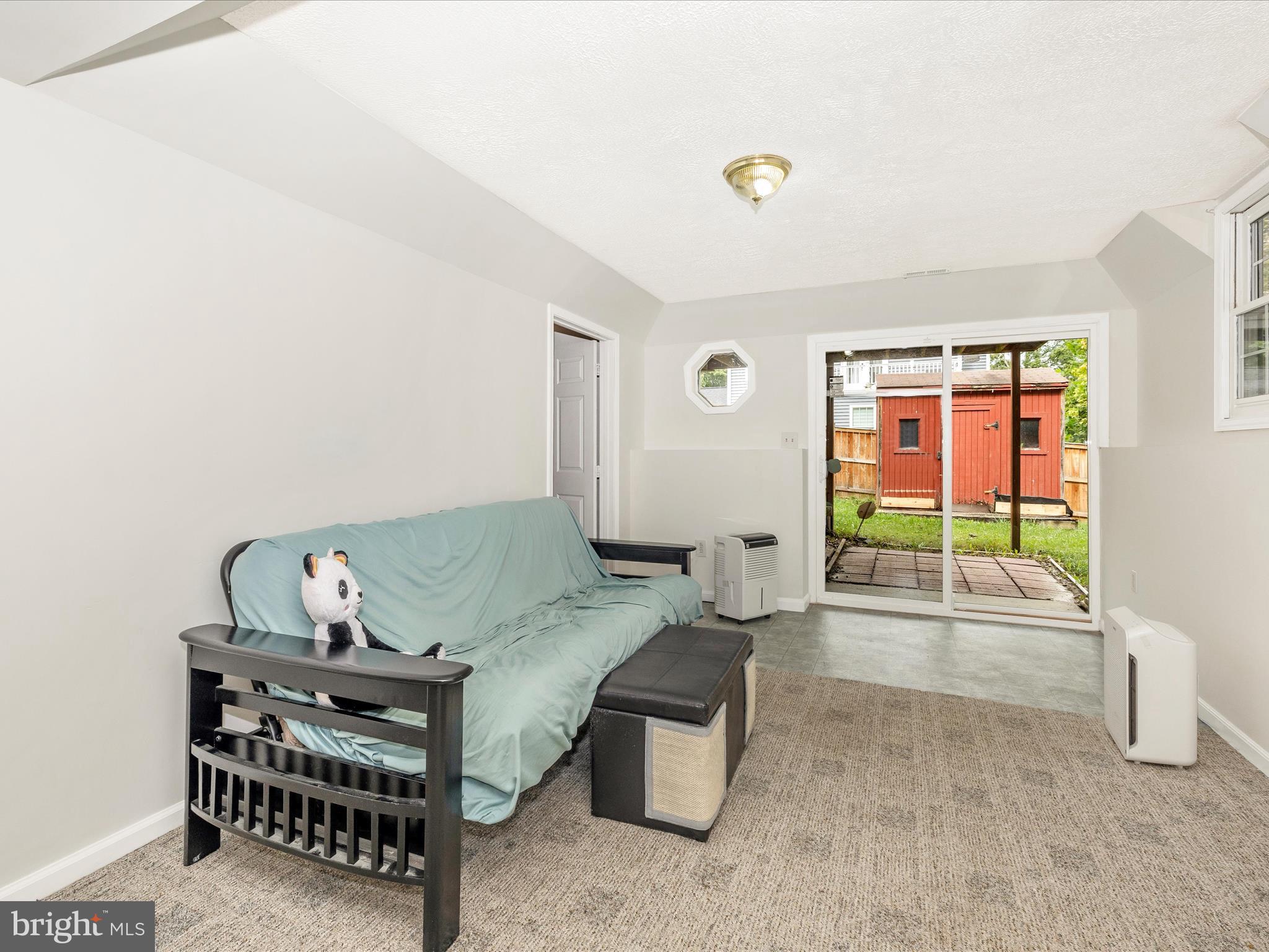 10634 OLD BARN COURT