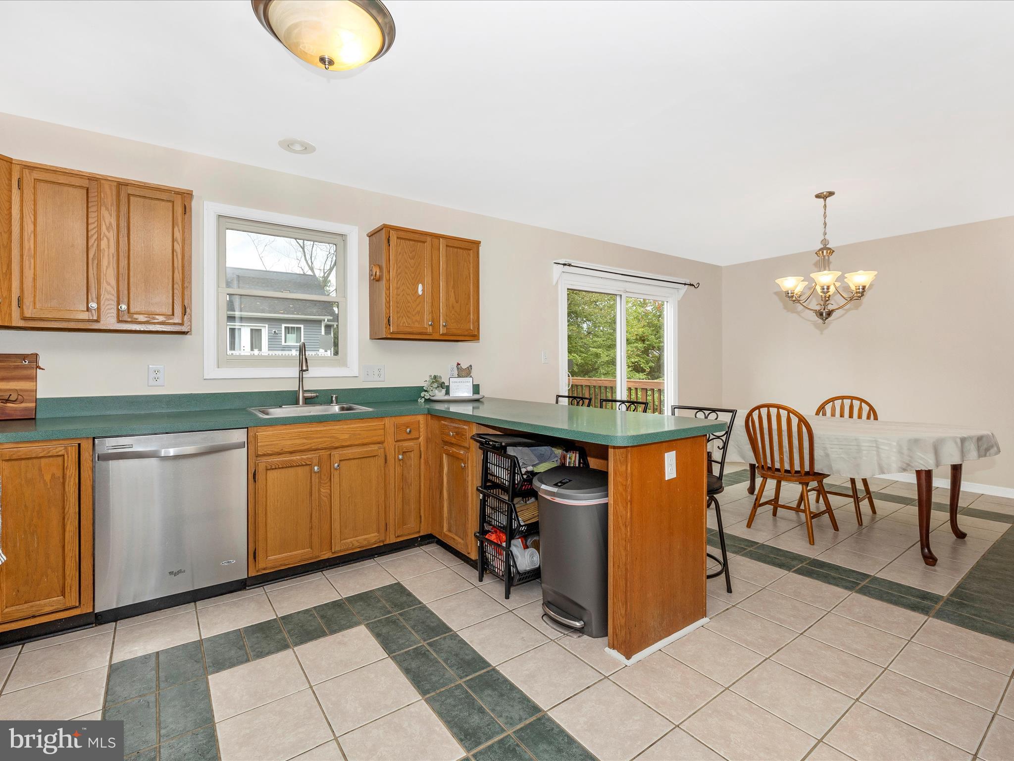 10634 OLD BARN COURT