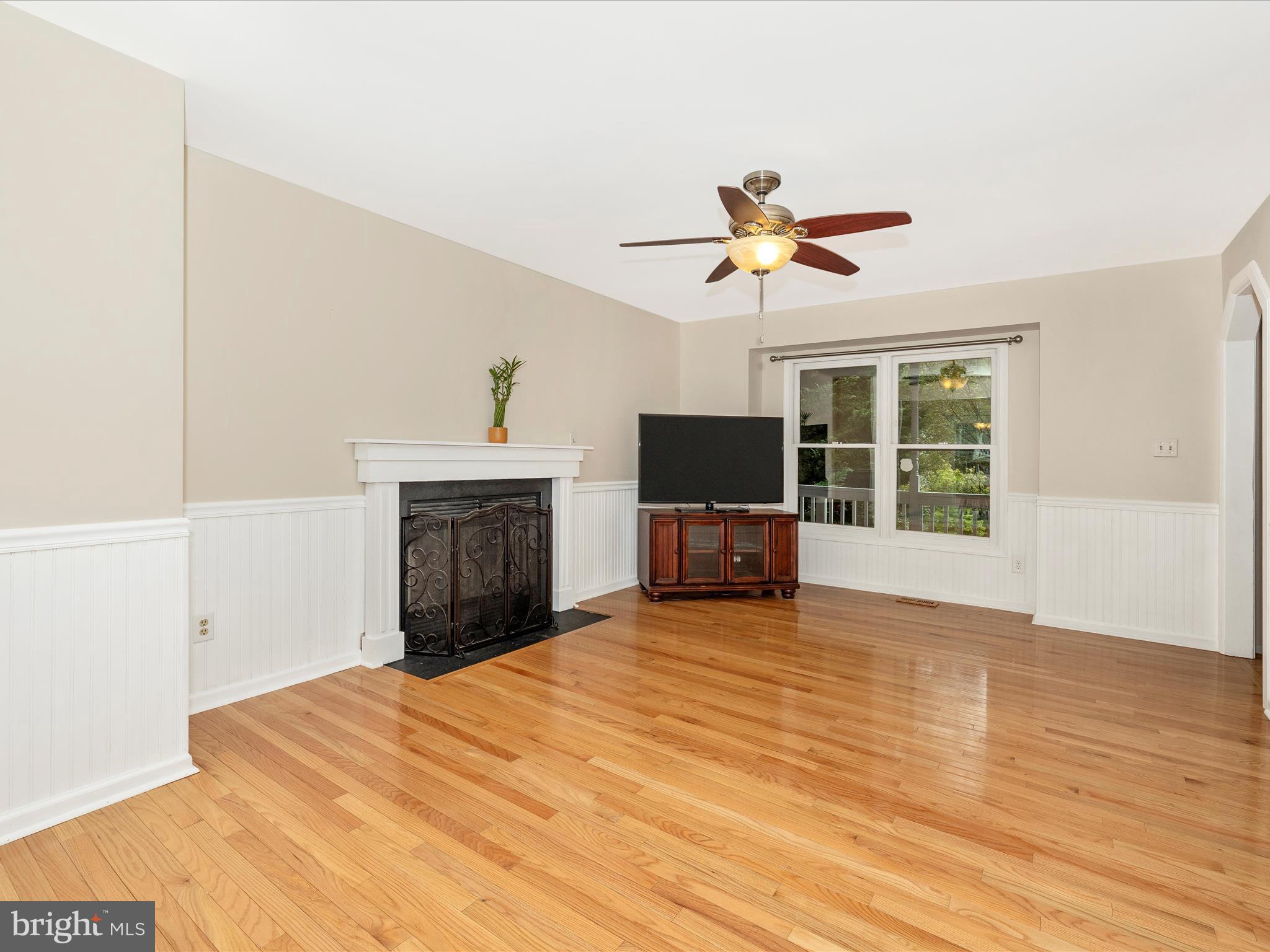 10634 OLD BARN COURT