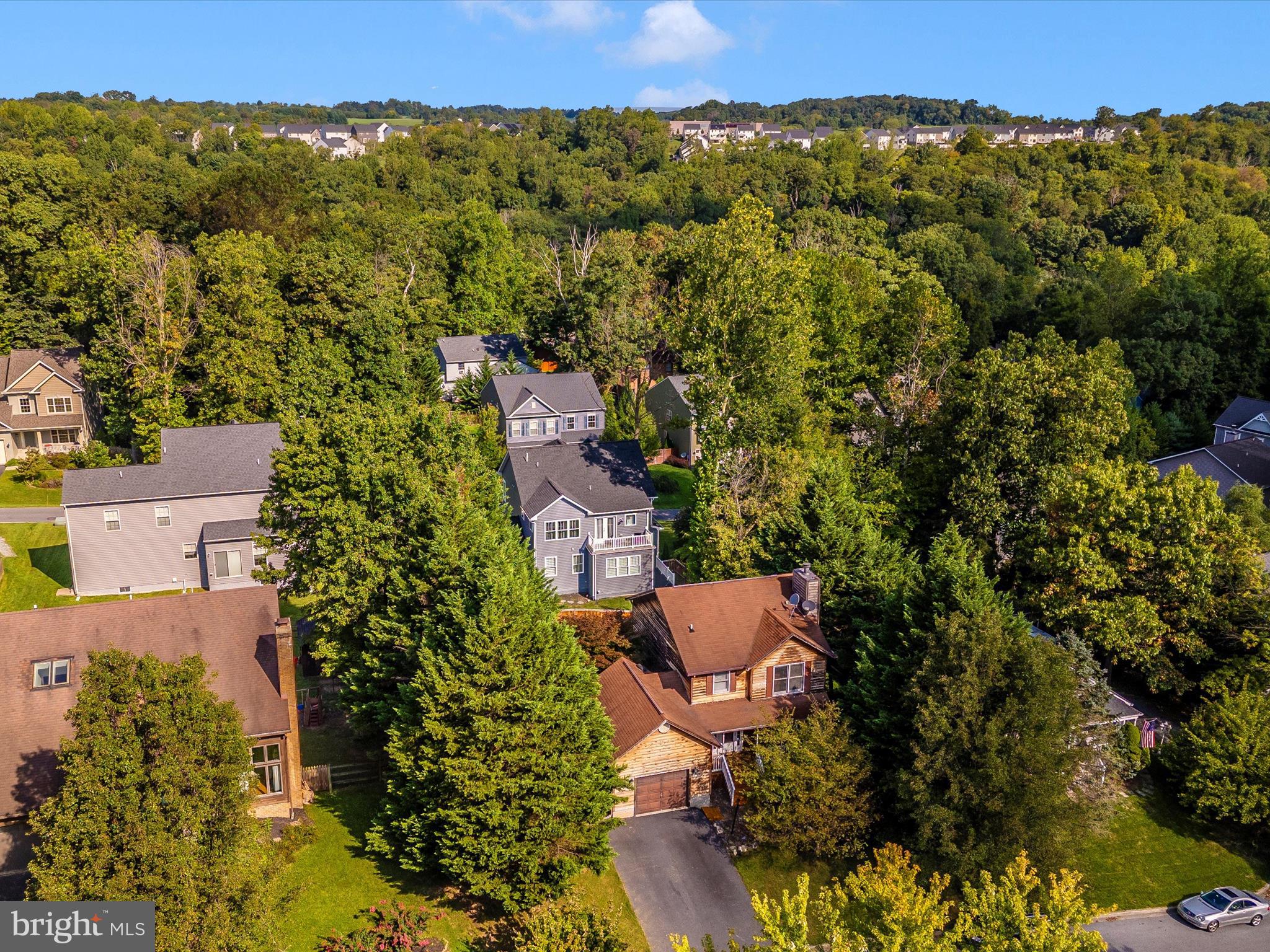 10634 OLD BARN COURT