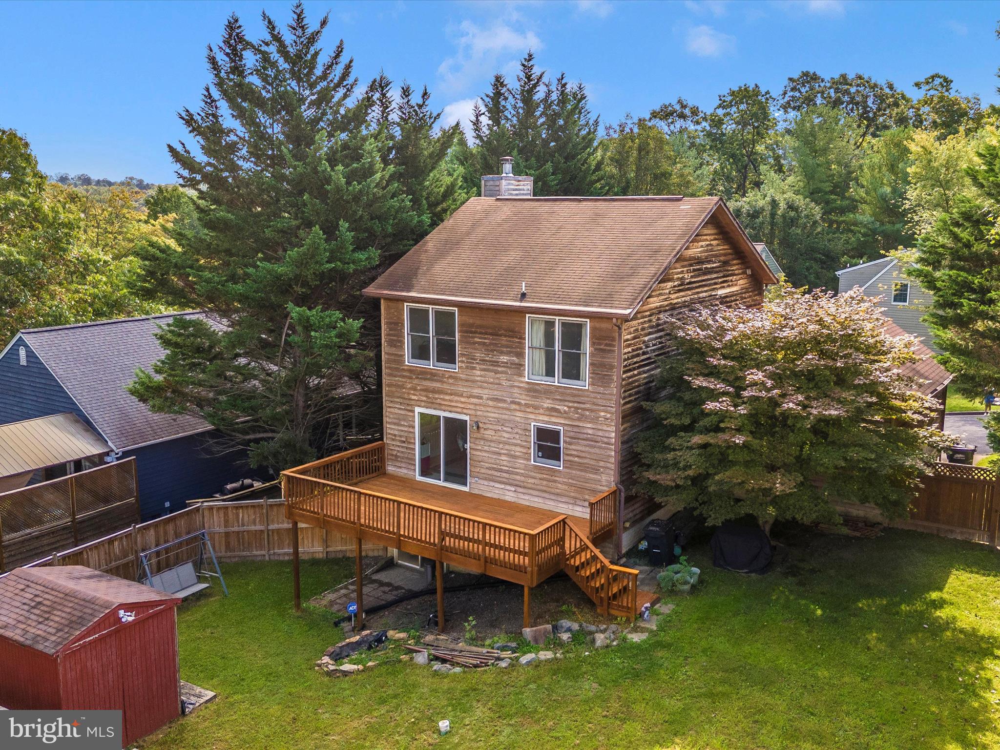 10634 OLD BARN COURT