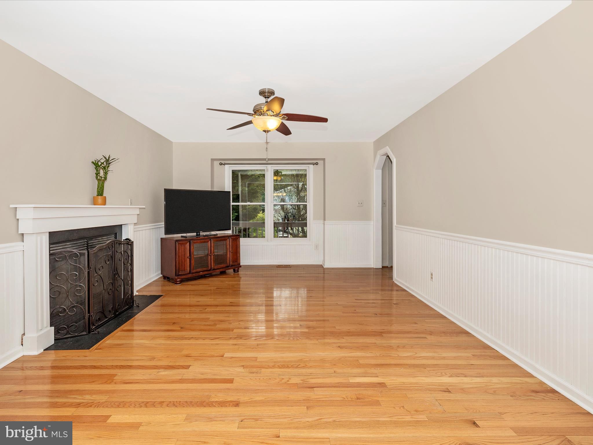 10634 OLD BARN COURT