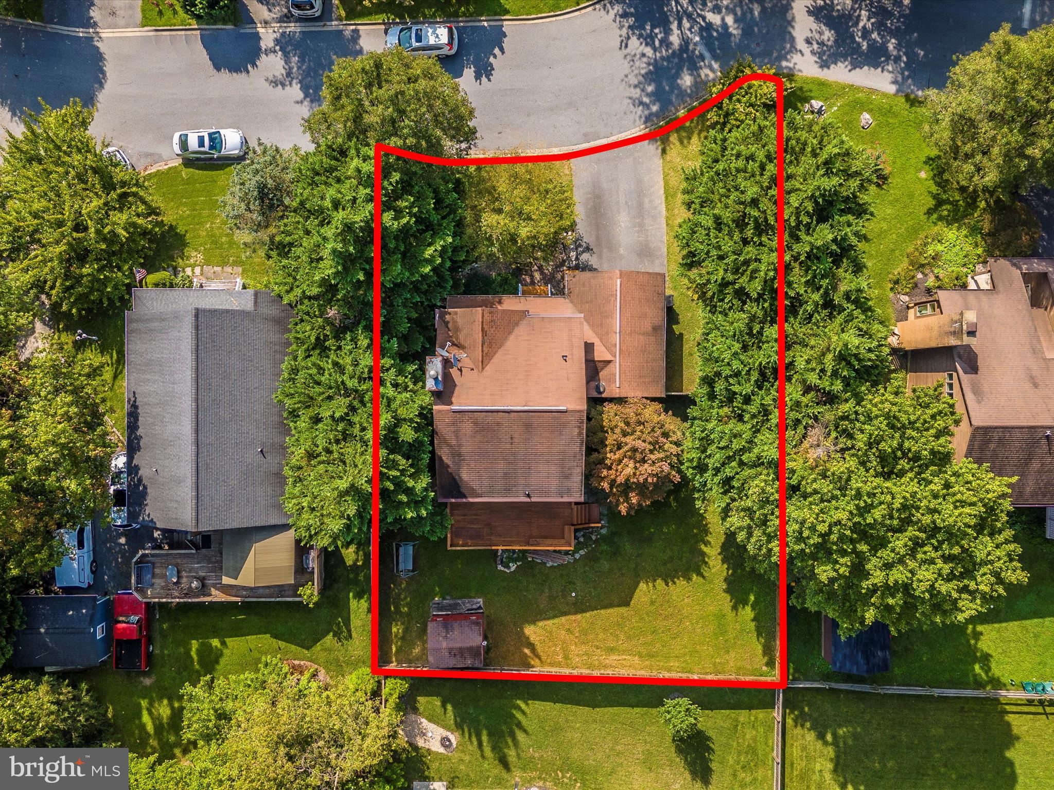 10634 OLD BARN COURT