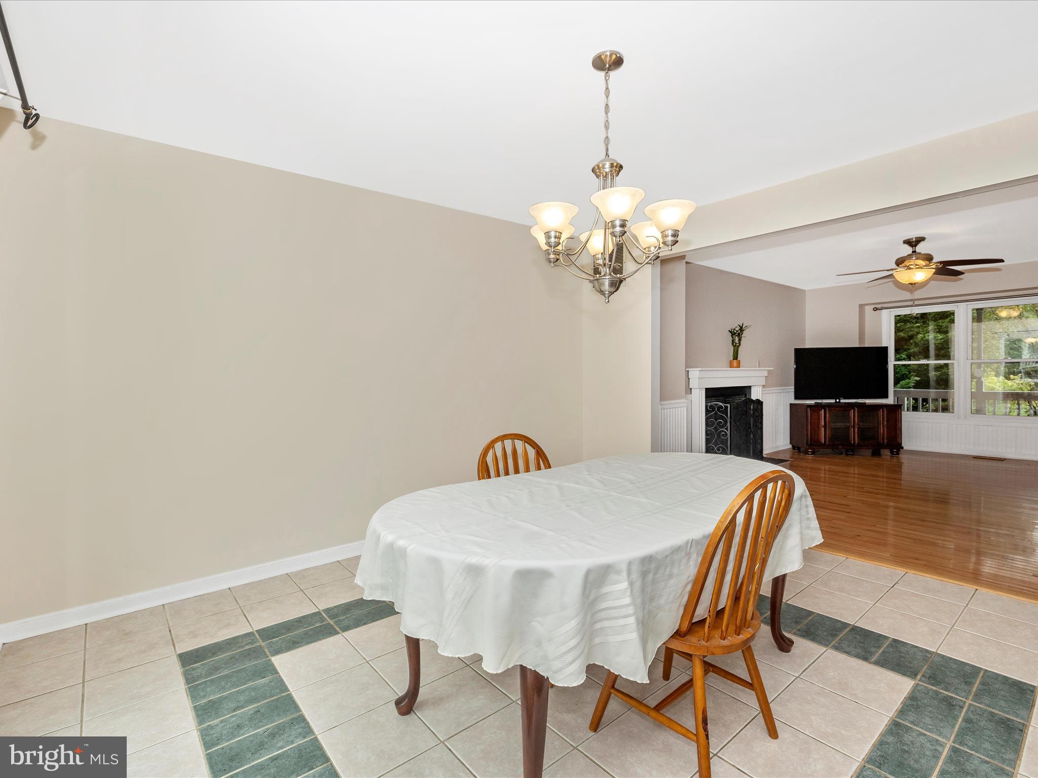 10634 OLD BARN COURT