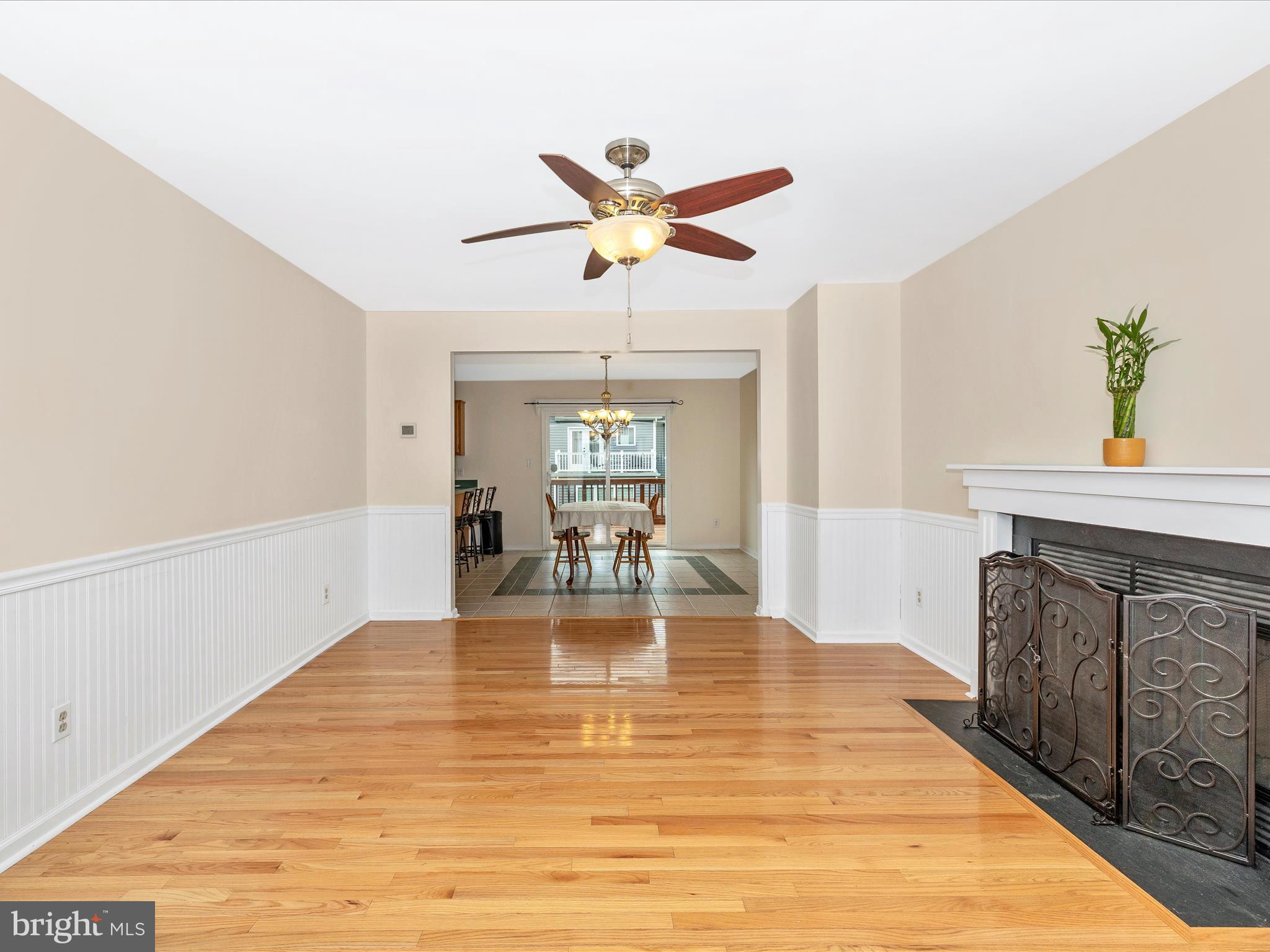 10634 OLD BARN COURT