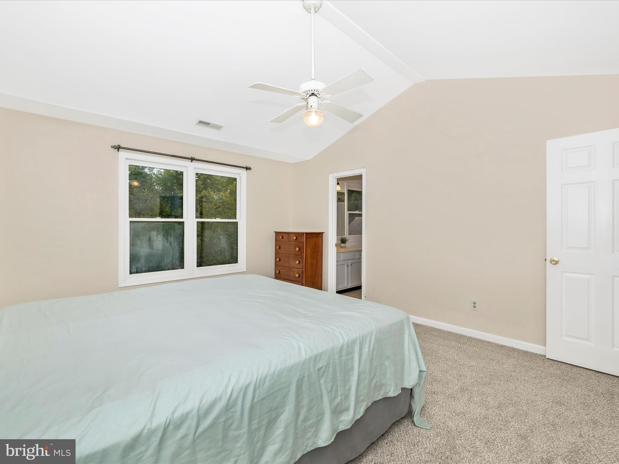 10634 OLD BARN COURT