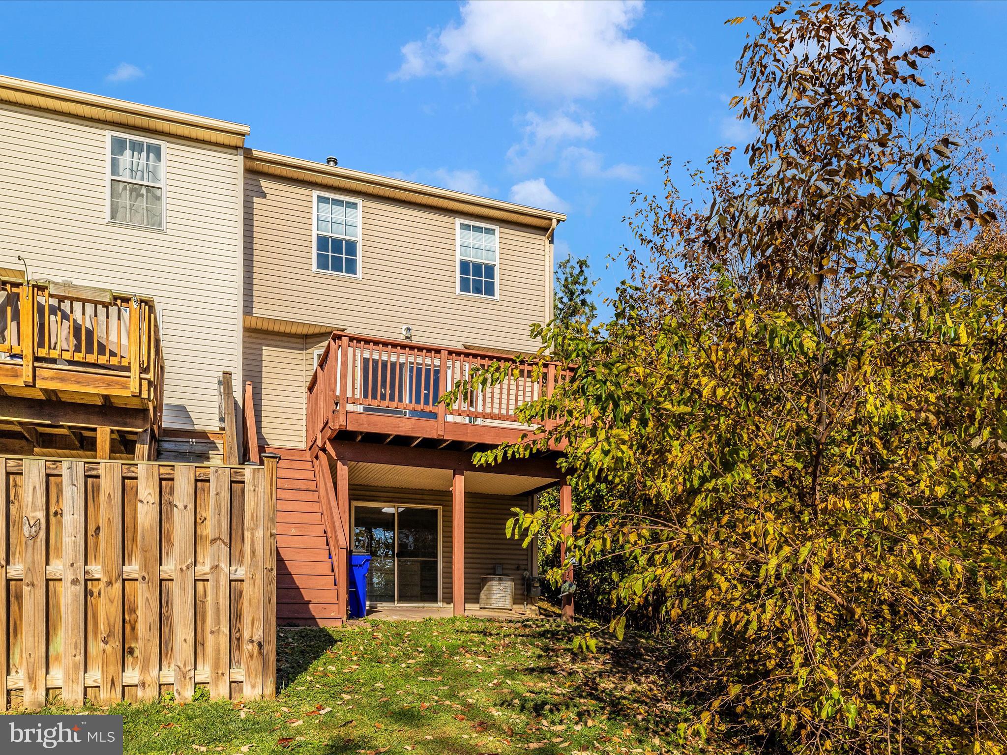 114 MOSER CIRCLE