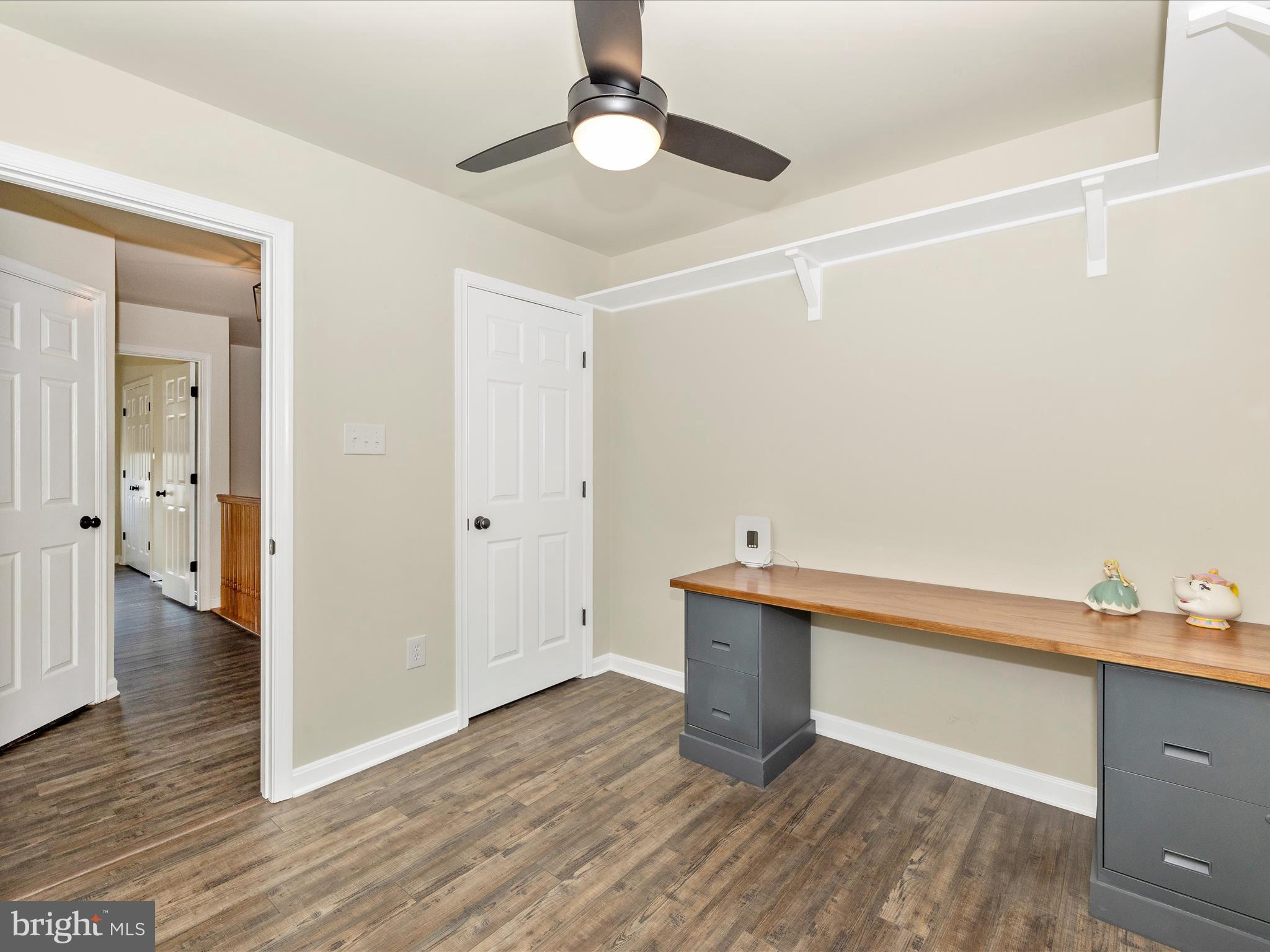 114 MOSER CIRCLE