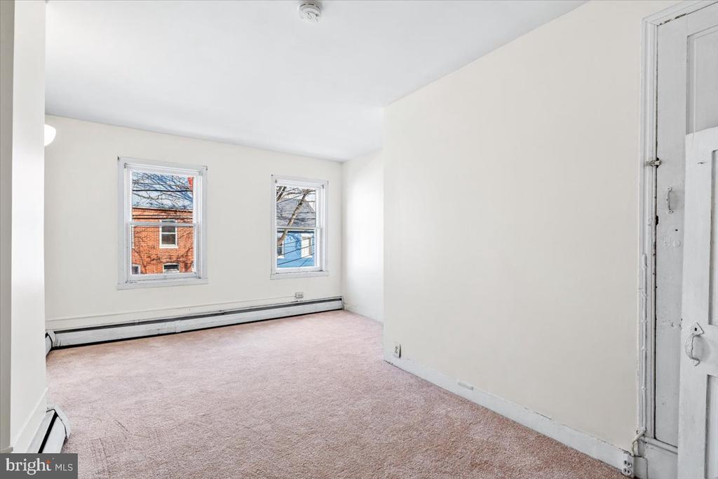 116 W FOURTH STREET