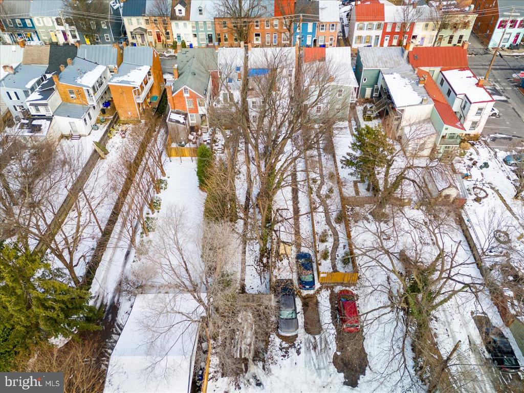 116 W FOURTH STREET