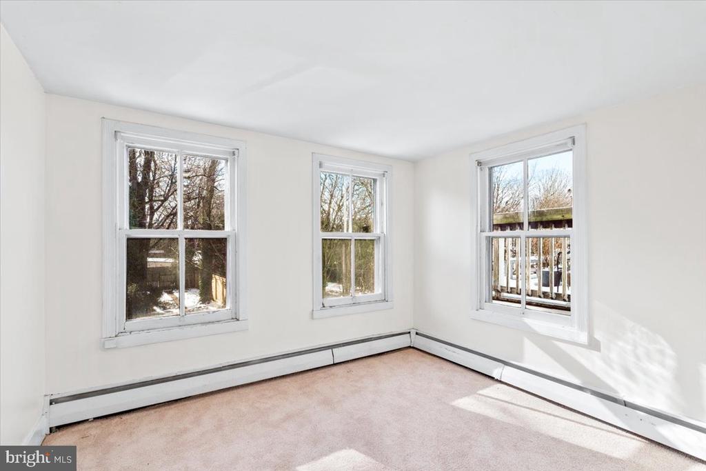 116 W FOURTH STREET